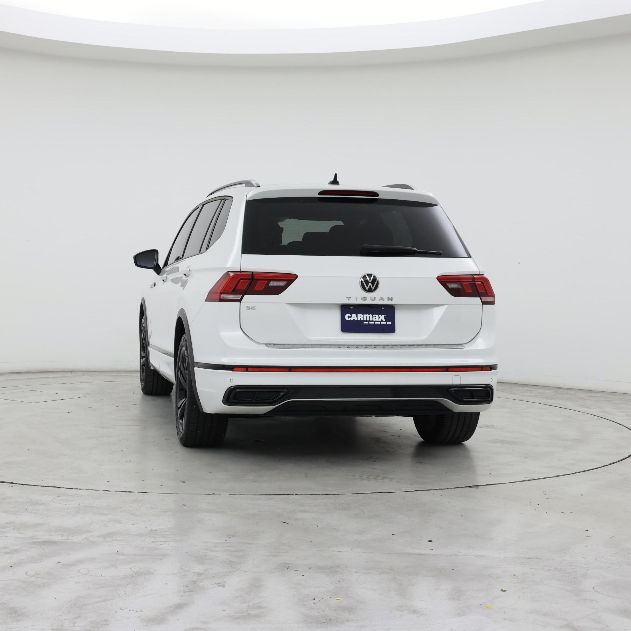 Thumbnail: 2023 Volkswagen Tiguan - 6