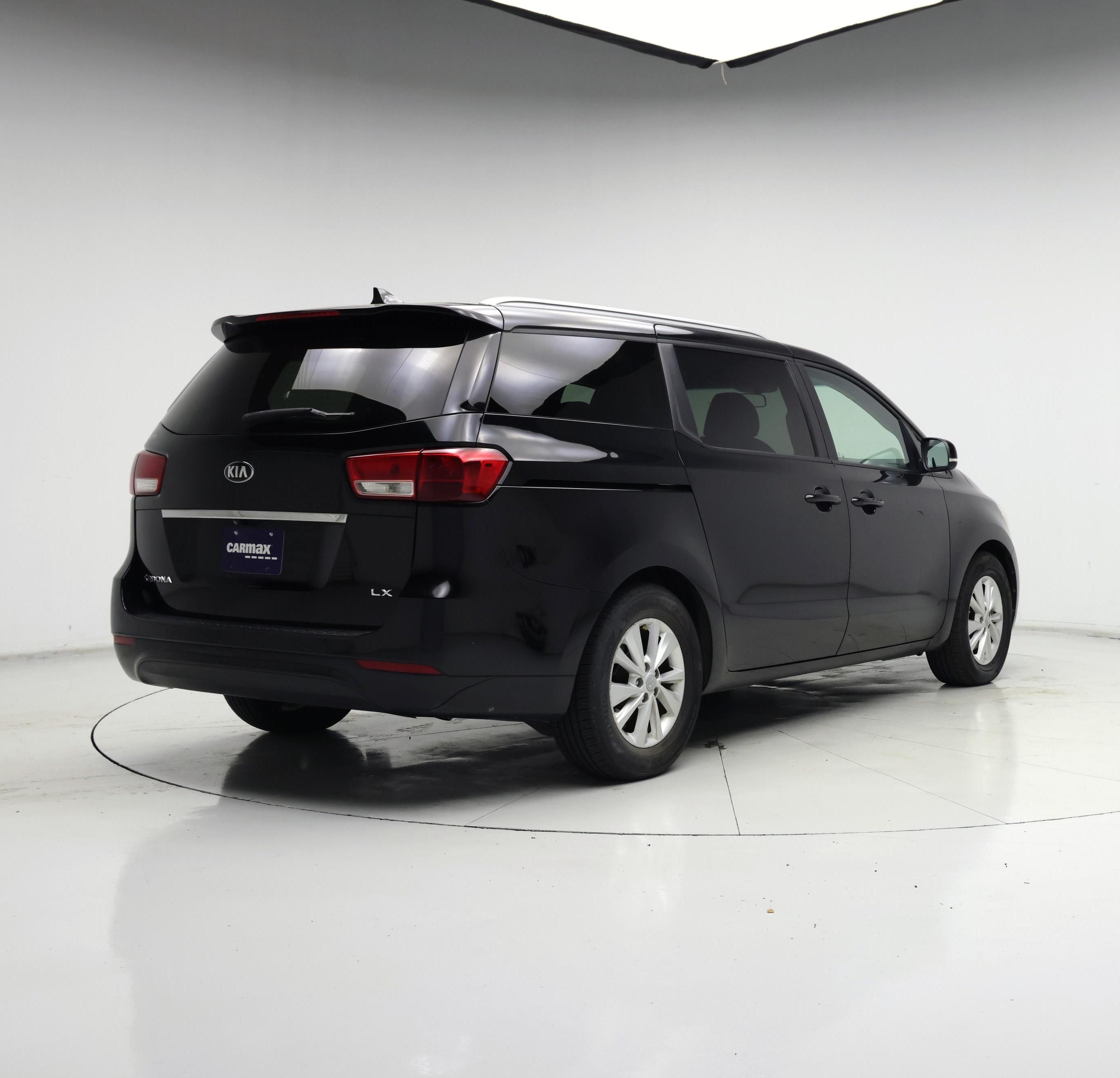 Thumbnail: 2018 Kia Sedona - 8