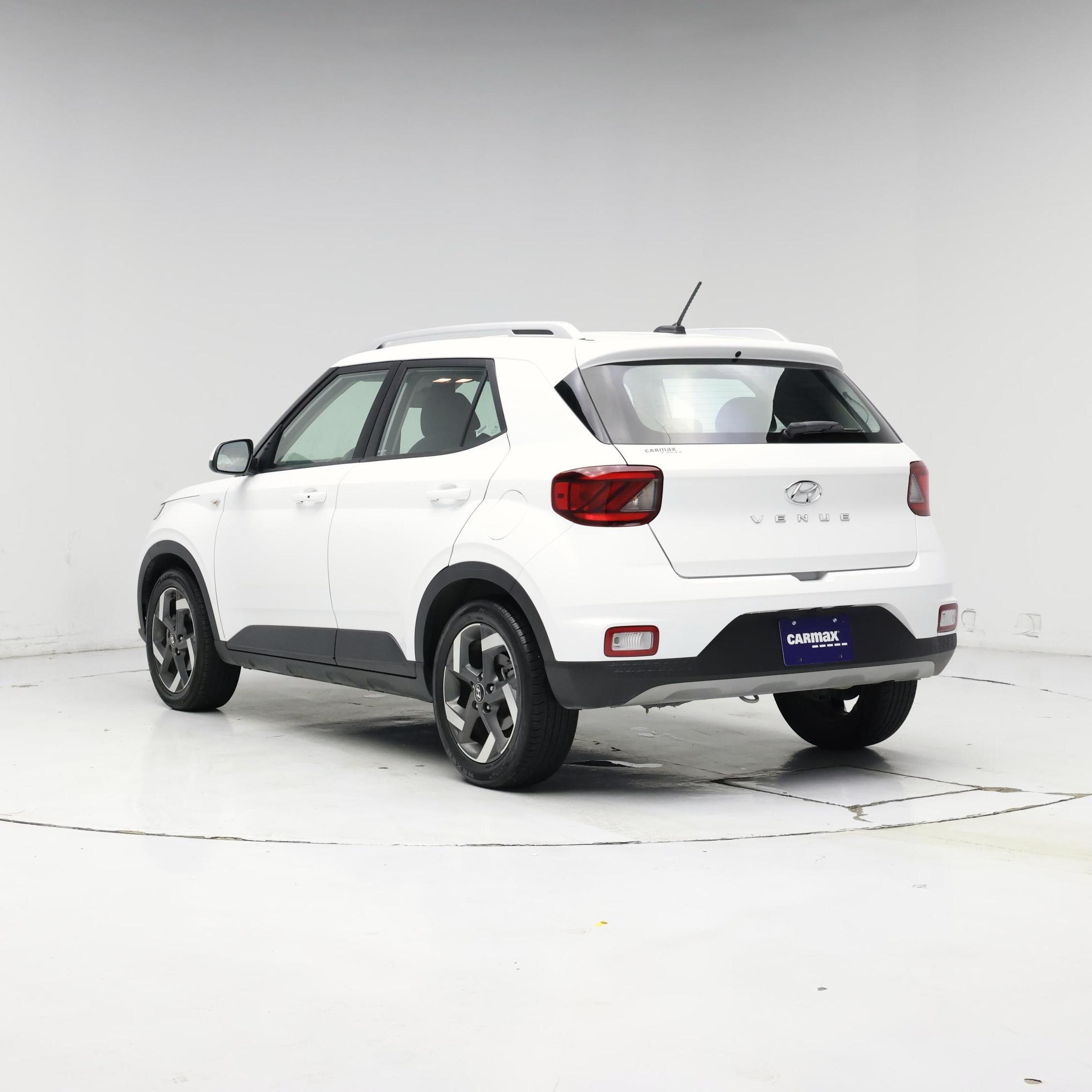 Thumbnail: 2024 Hyundai Venue - 2