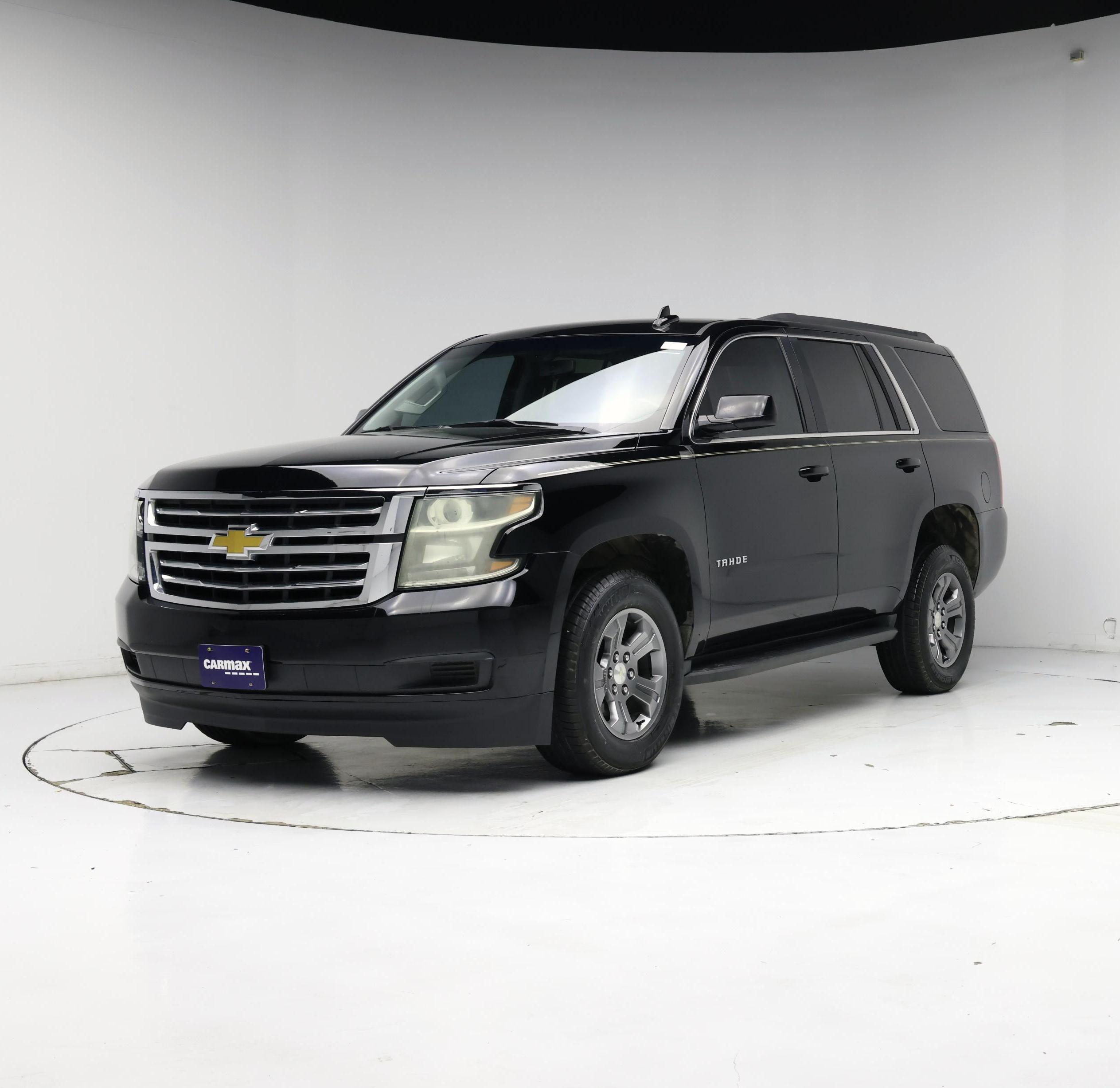 Thumbnail: 2019 Chevrolet Tahoe - 4