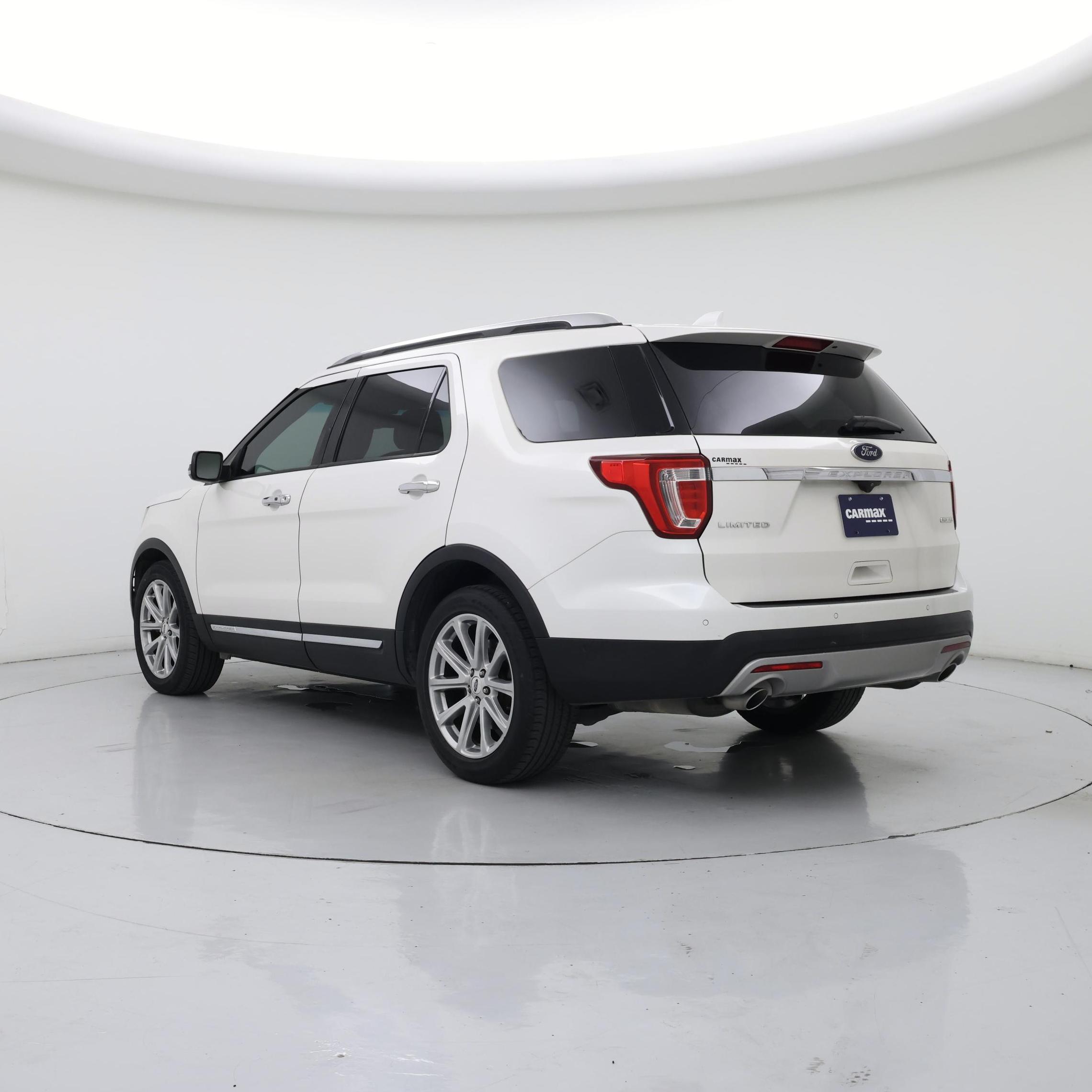 Thumbnail: 2016 Ford Explorer - 2