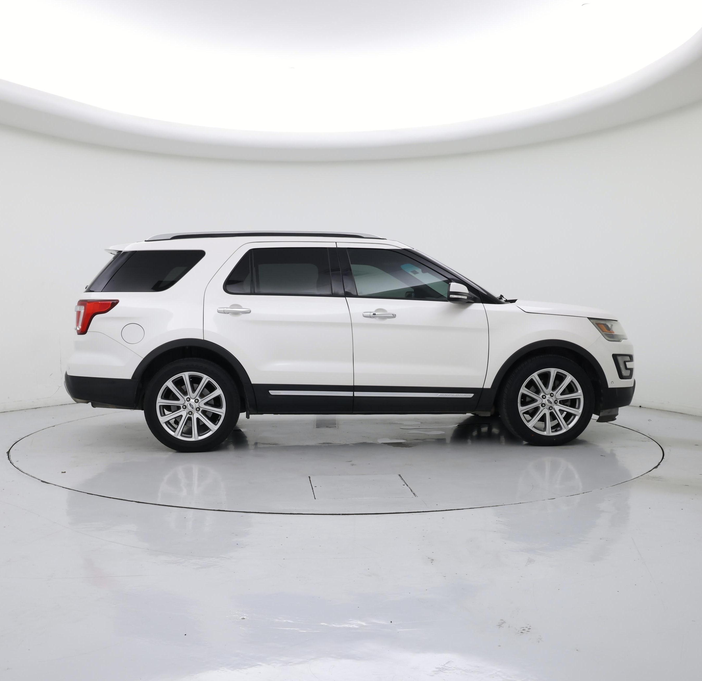 Thumbnail: 2016 Ford Explorer - 7