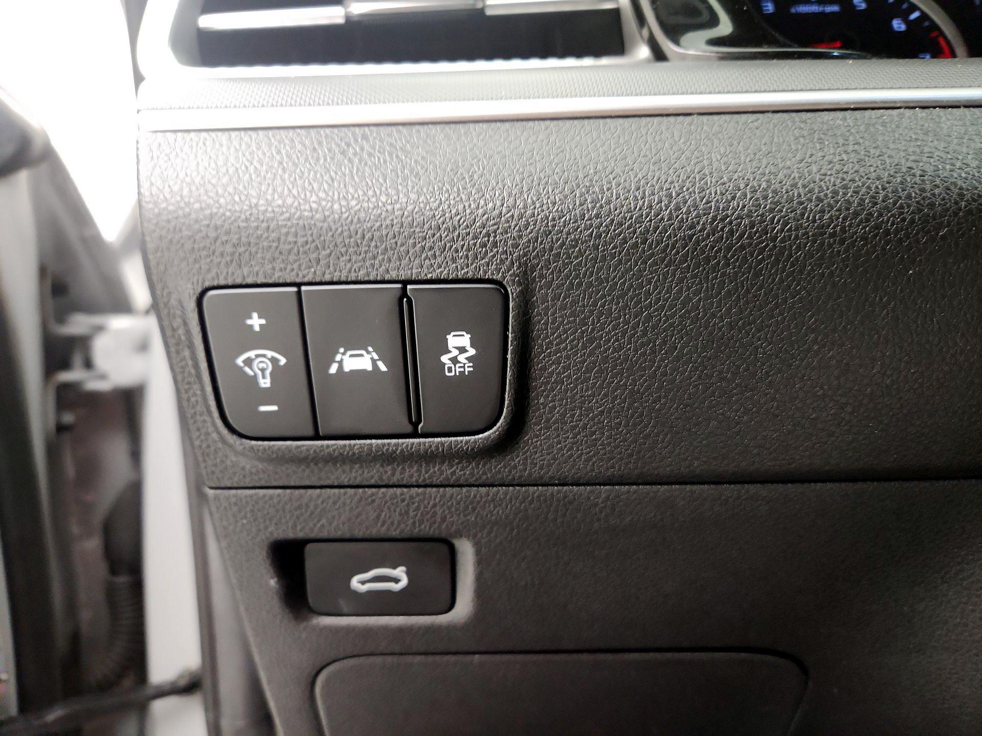 Thumbnail: 2023 Kia K5 - 11