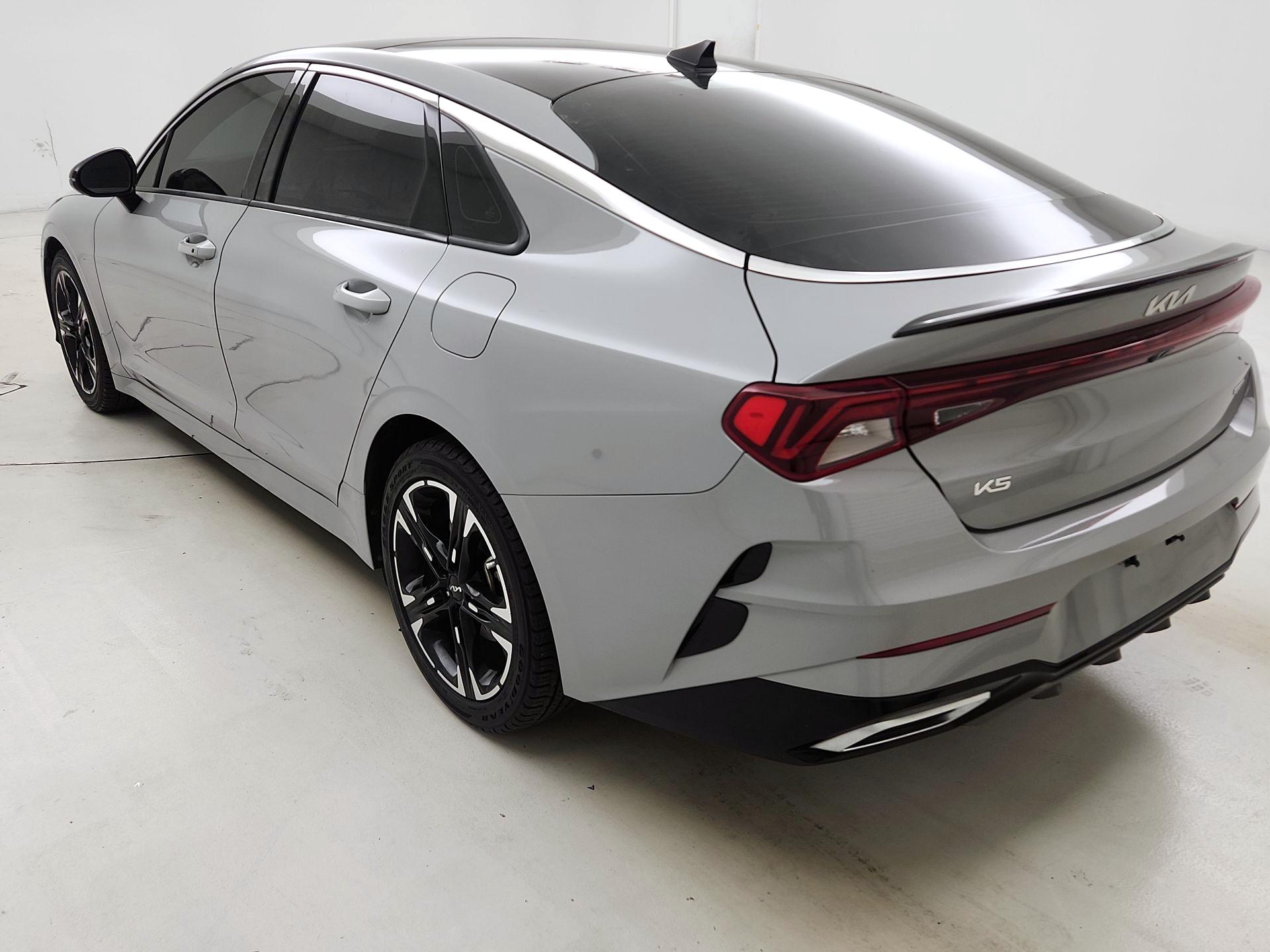 Thumbnail: 2023 Kia K5 - 7