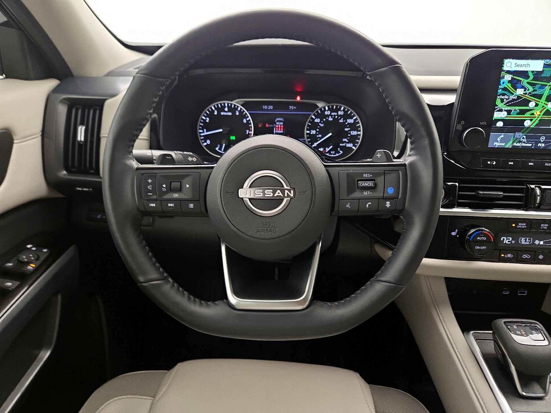 Thumbnail: 2024 Nissan Pathfinder - 10