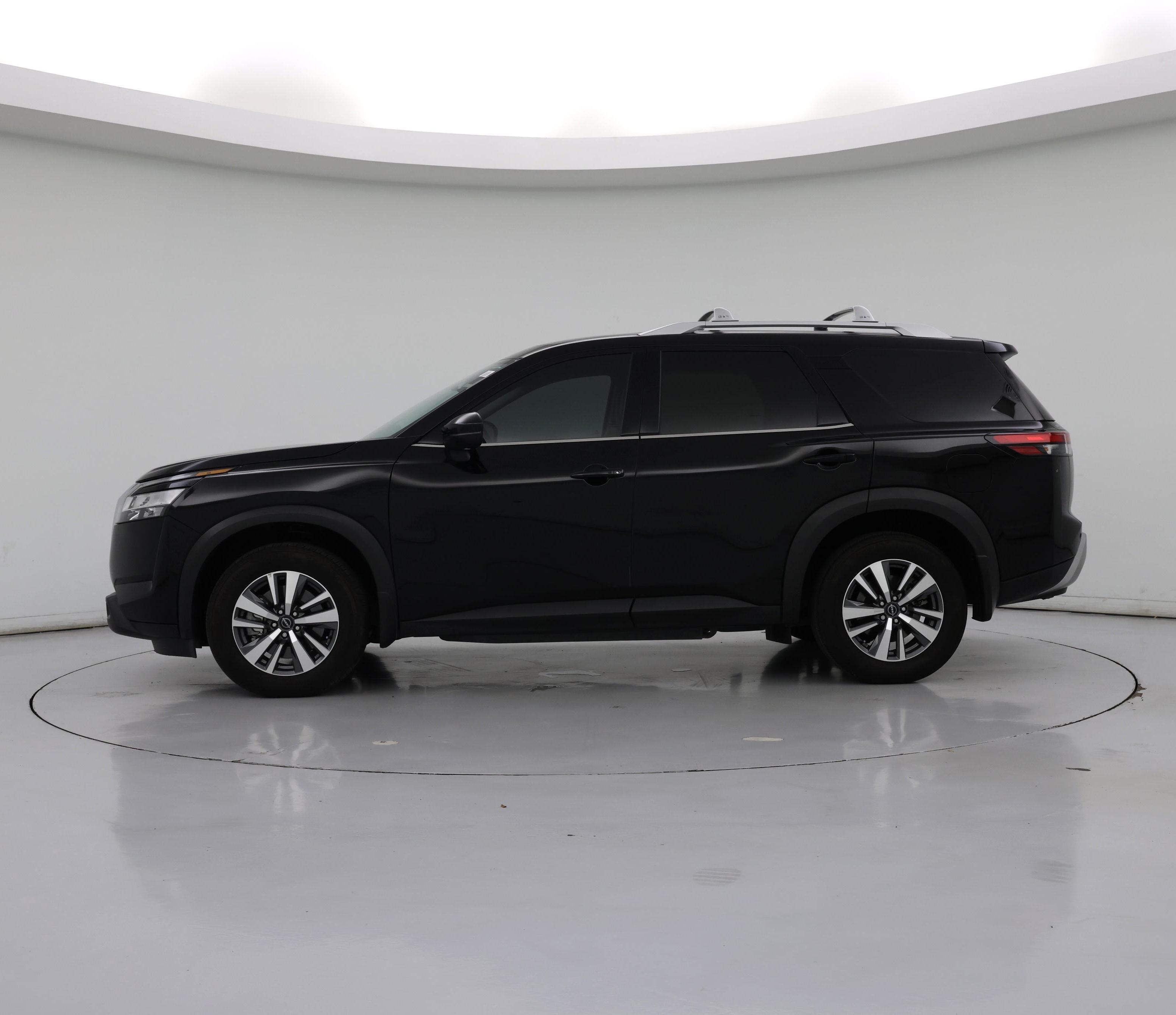 Thumbnail: 2024 Nissan Pathfinder - 3