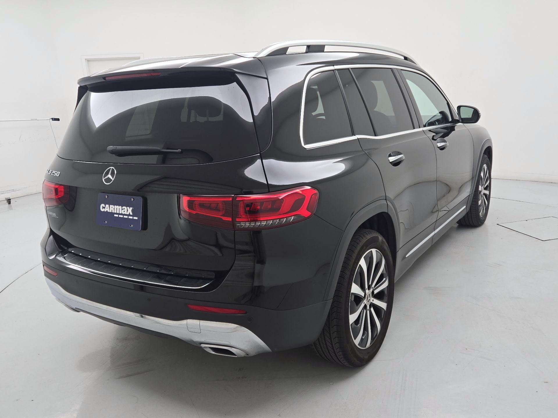 Thumbnail: 2023 Mercedes-Benz GLB - 5