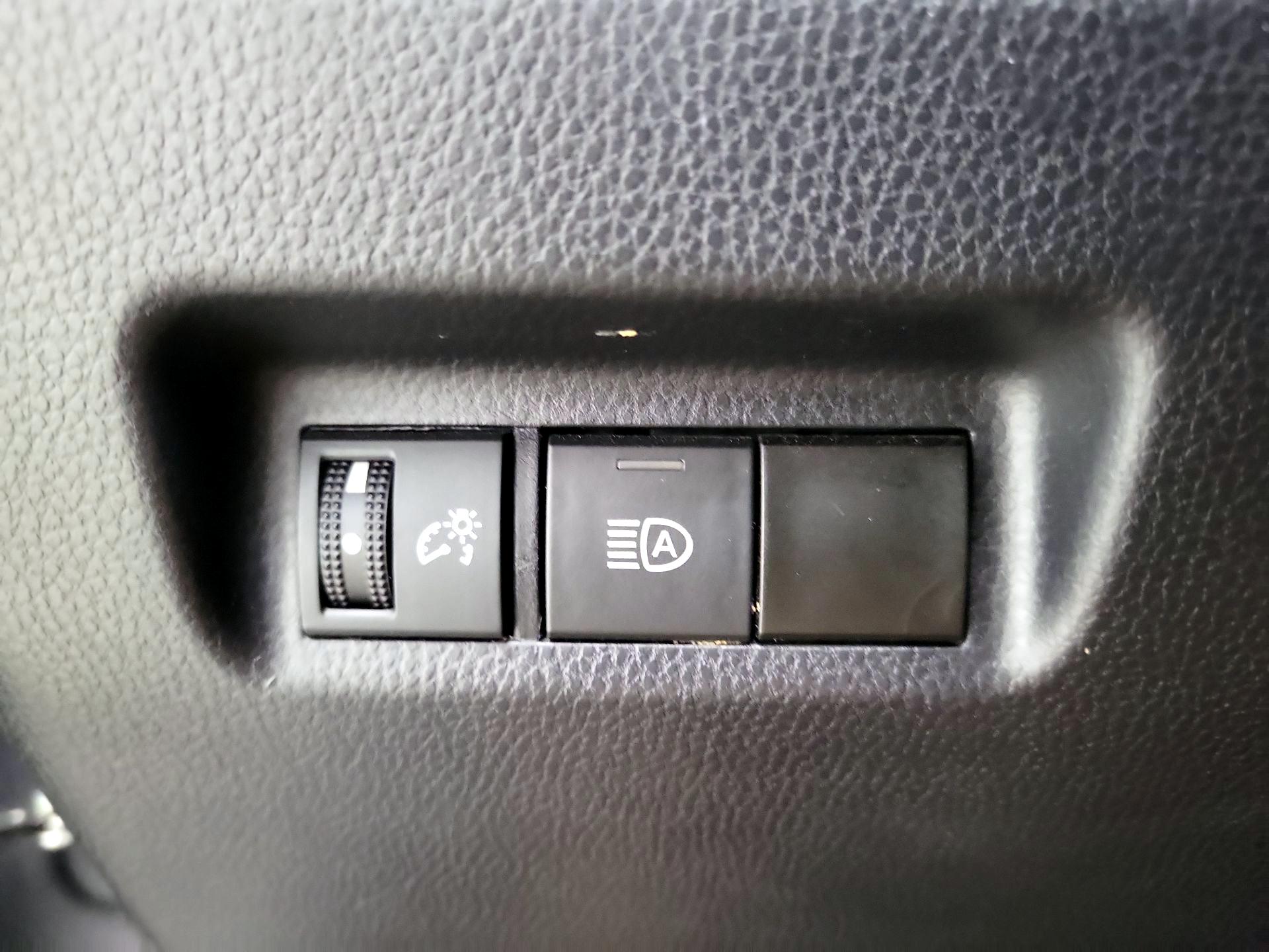 Thumbnail: 2023 Toyota RAV4 - 13