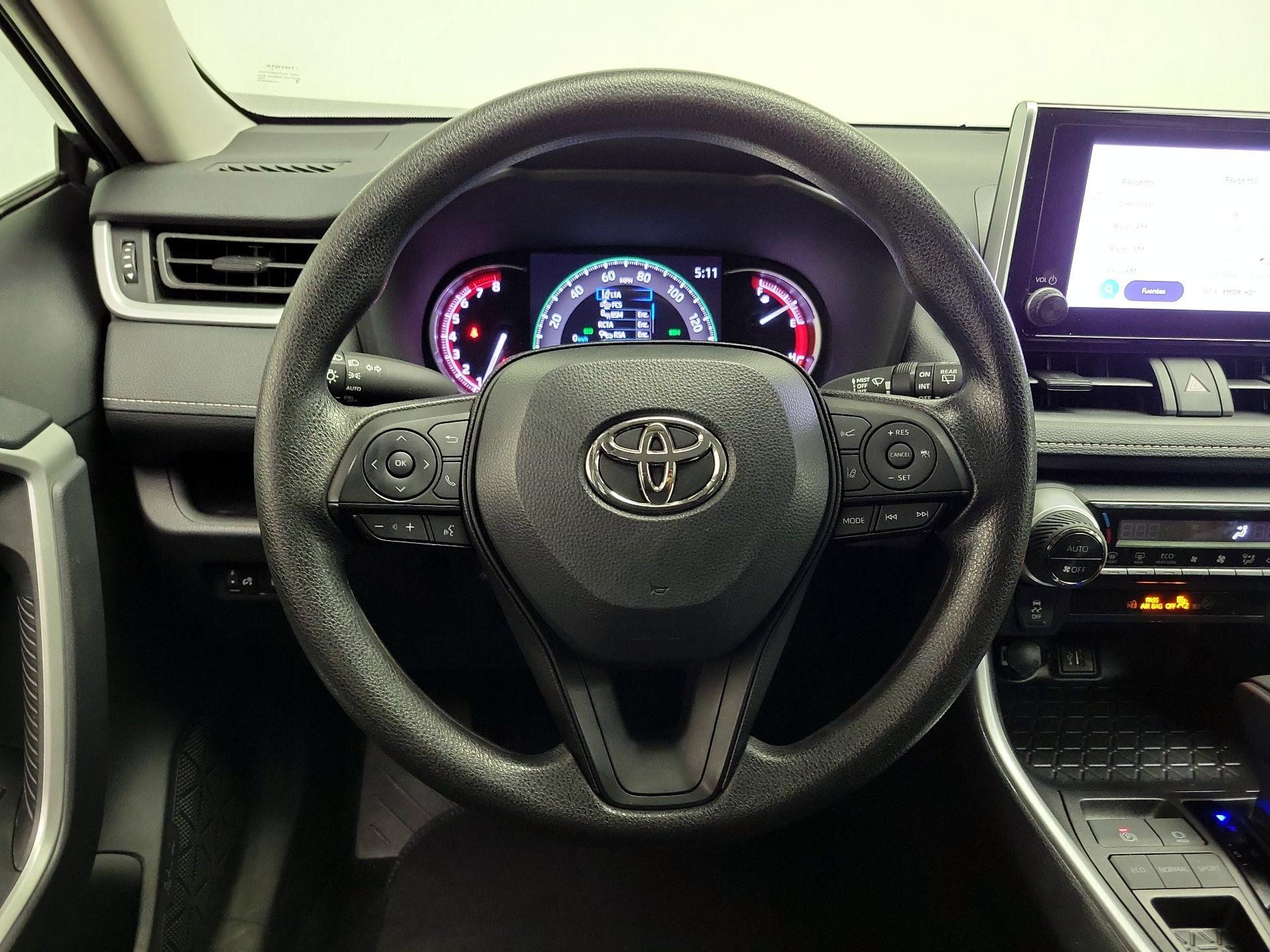 Thumbnail: 2024 Toyota RAV4 - 10