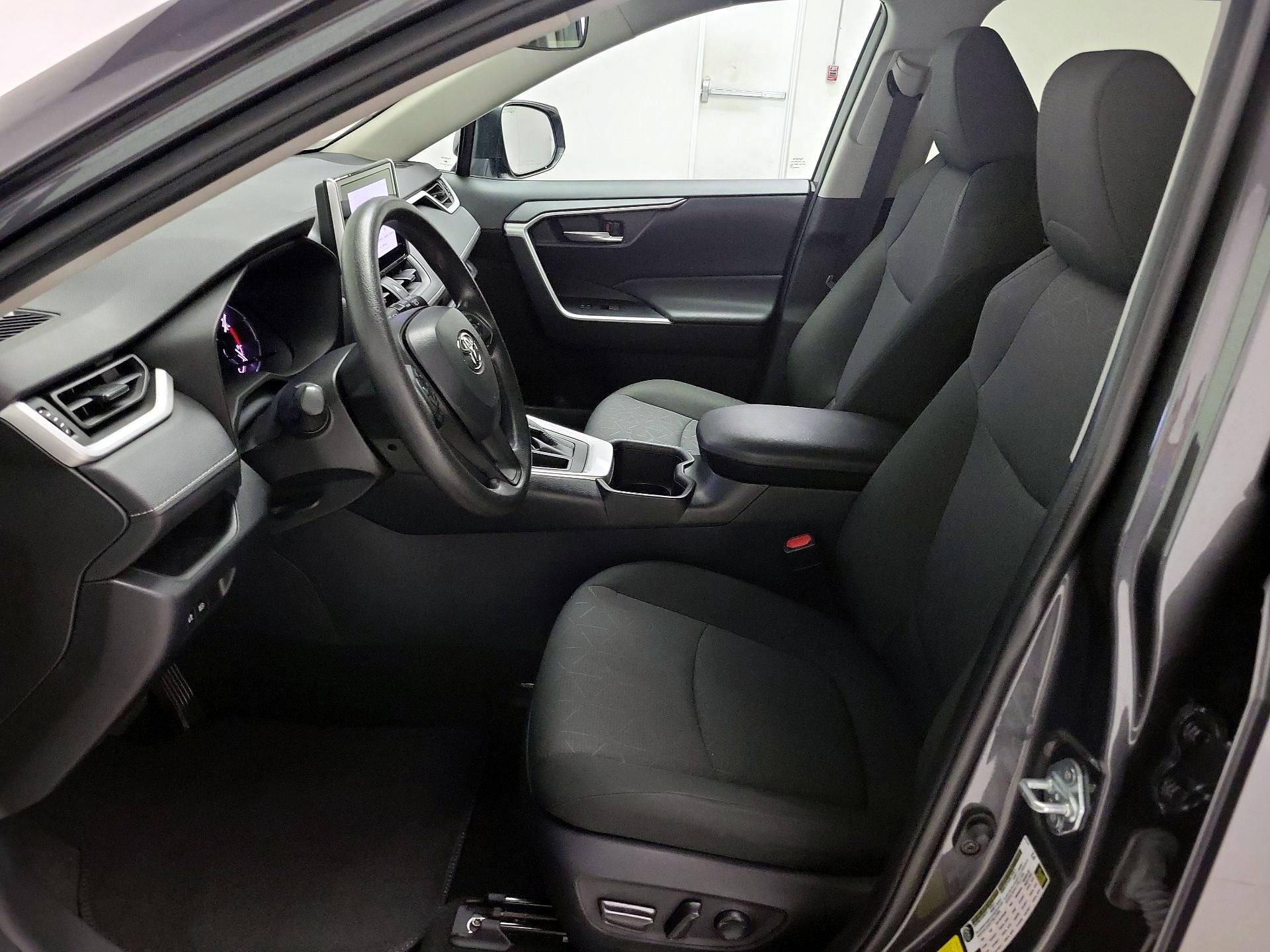 Thumbnail: 2024 Toyota RAV4 - 11