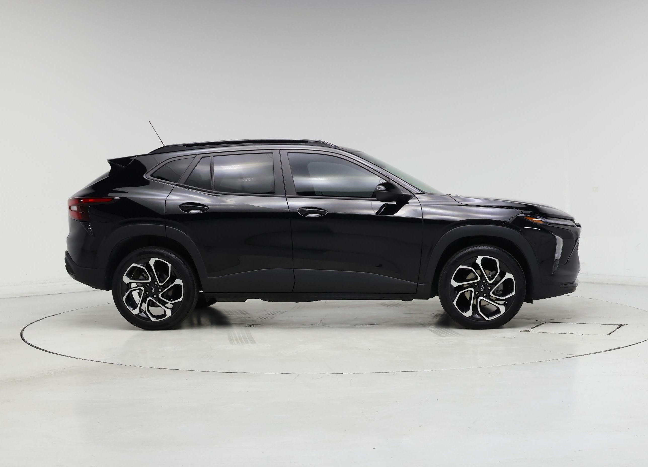 Thumbnail: 2024 Chevrolet Trax - 7