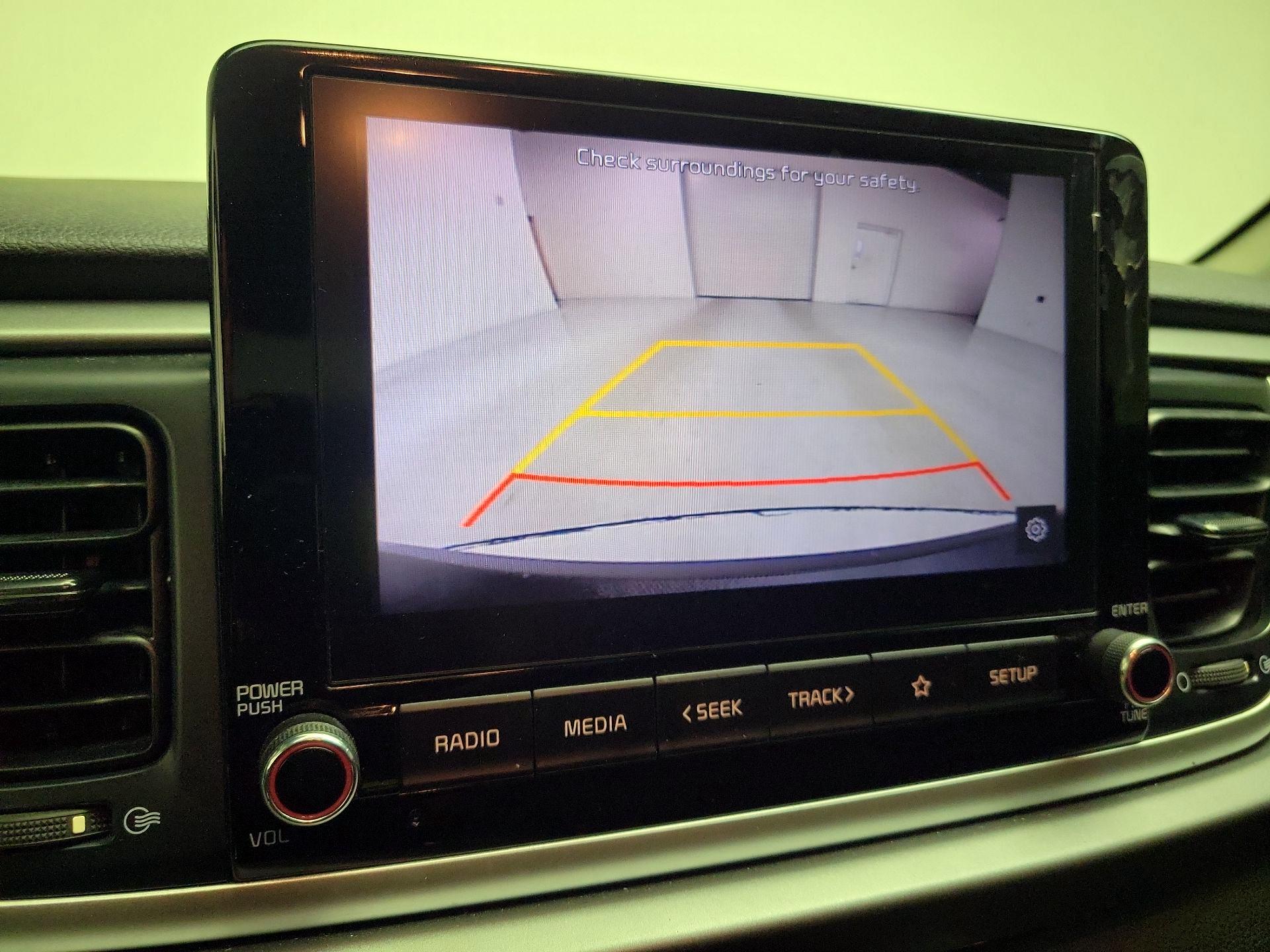 Thumbnail: 2021 Kia Rio - 14