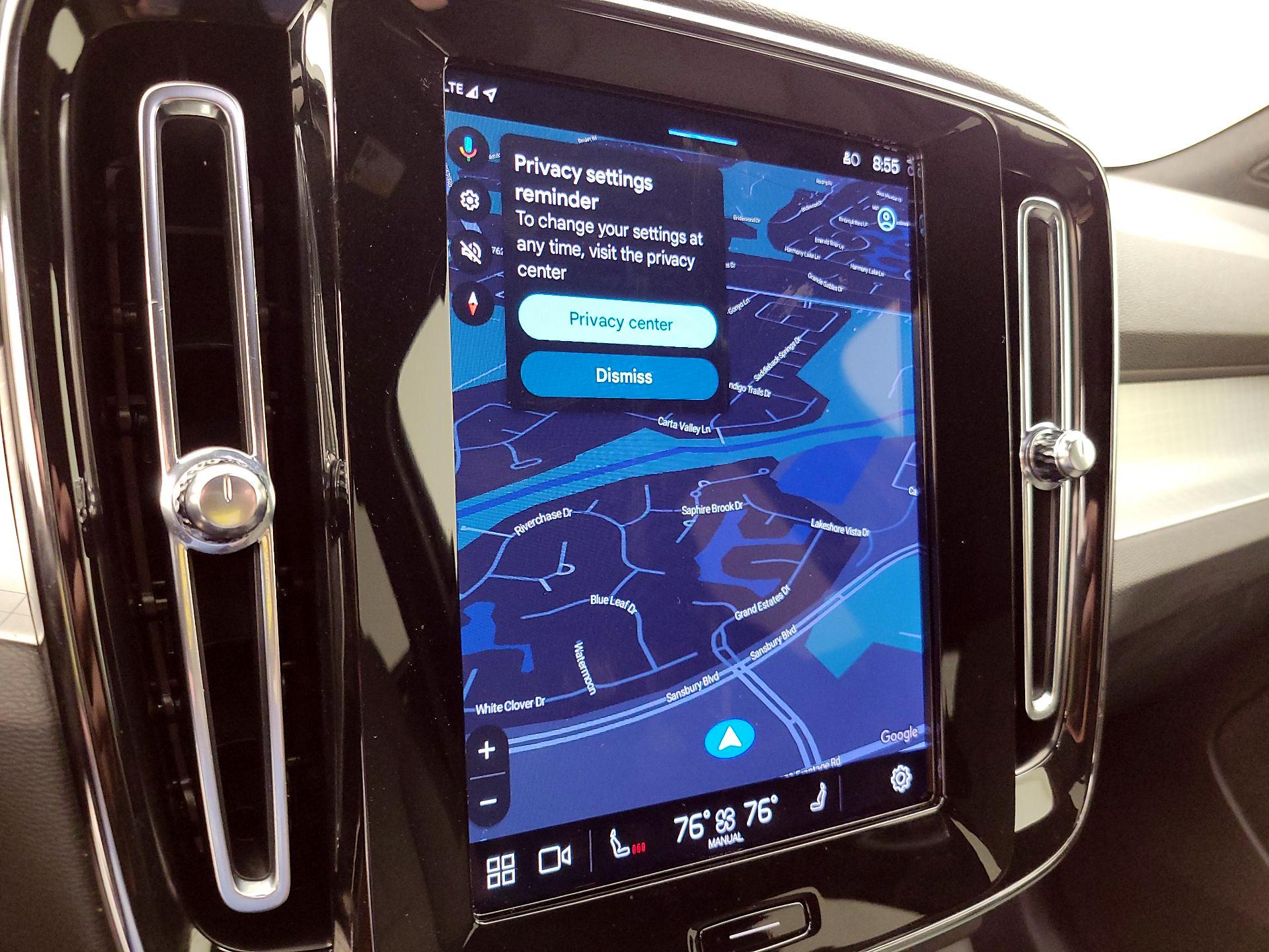 Thumbnail: 2024 Volvo XC40 - 14