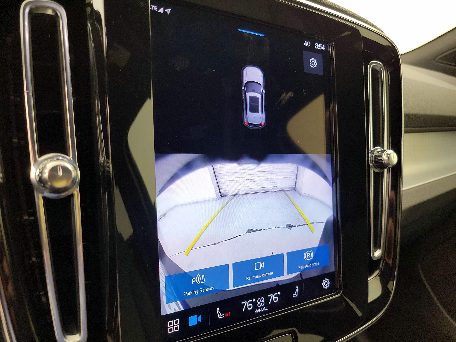 Thumbnail: 2024 Volvo XC40 - 15