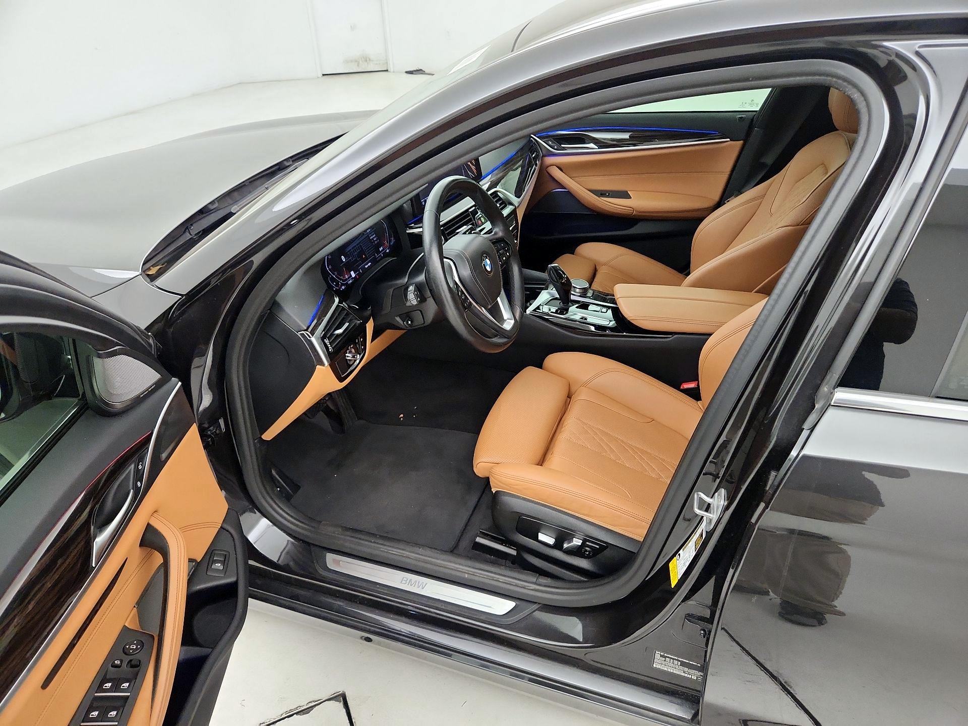 Thumbnail: 2021 BMW 5 Series - 9