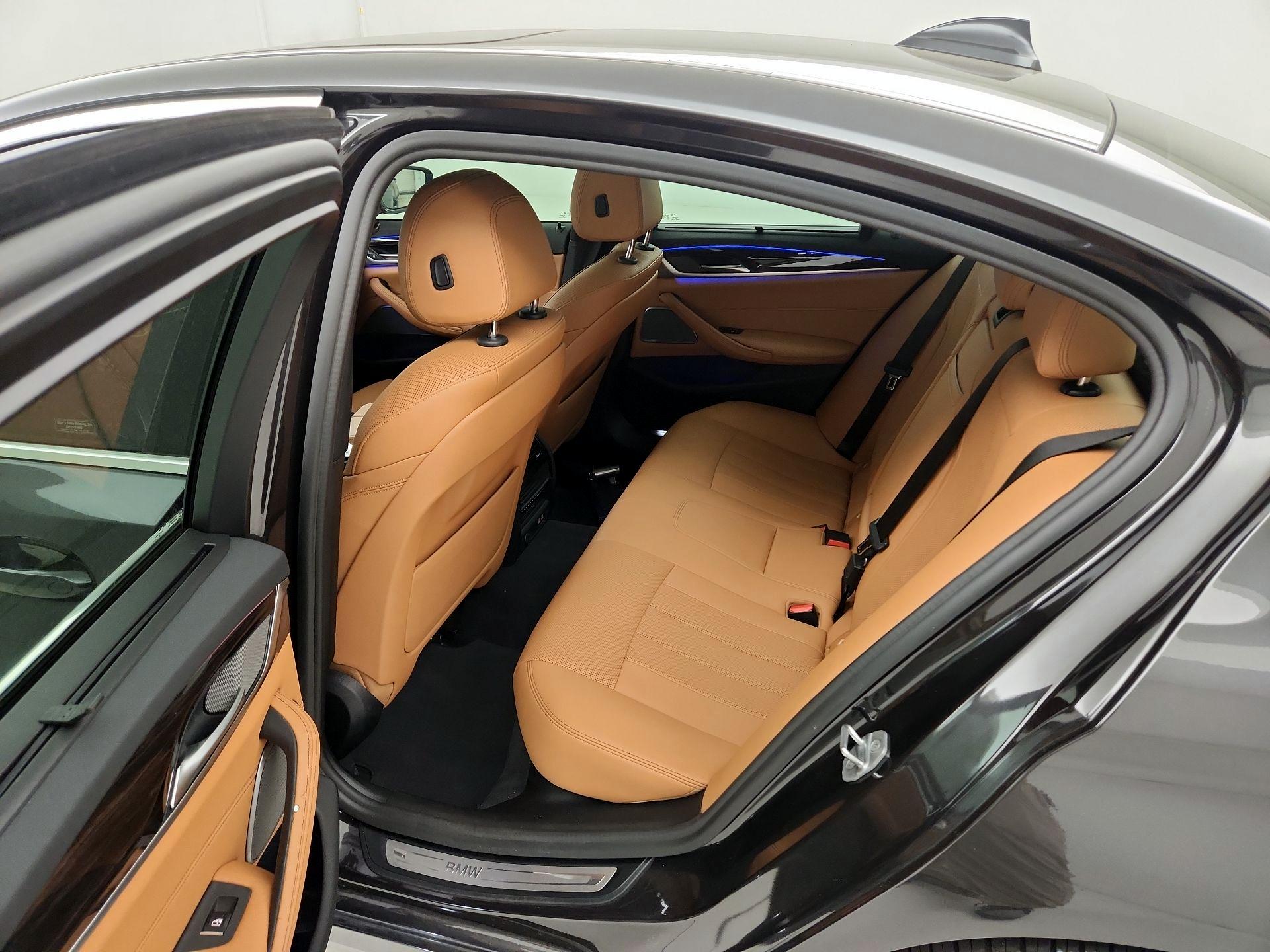 Thumbnail: 2021 BMW 5 Series - 19