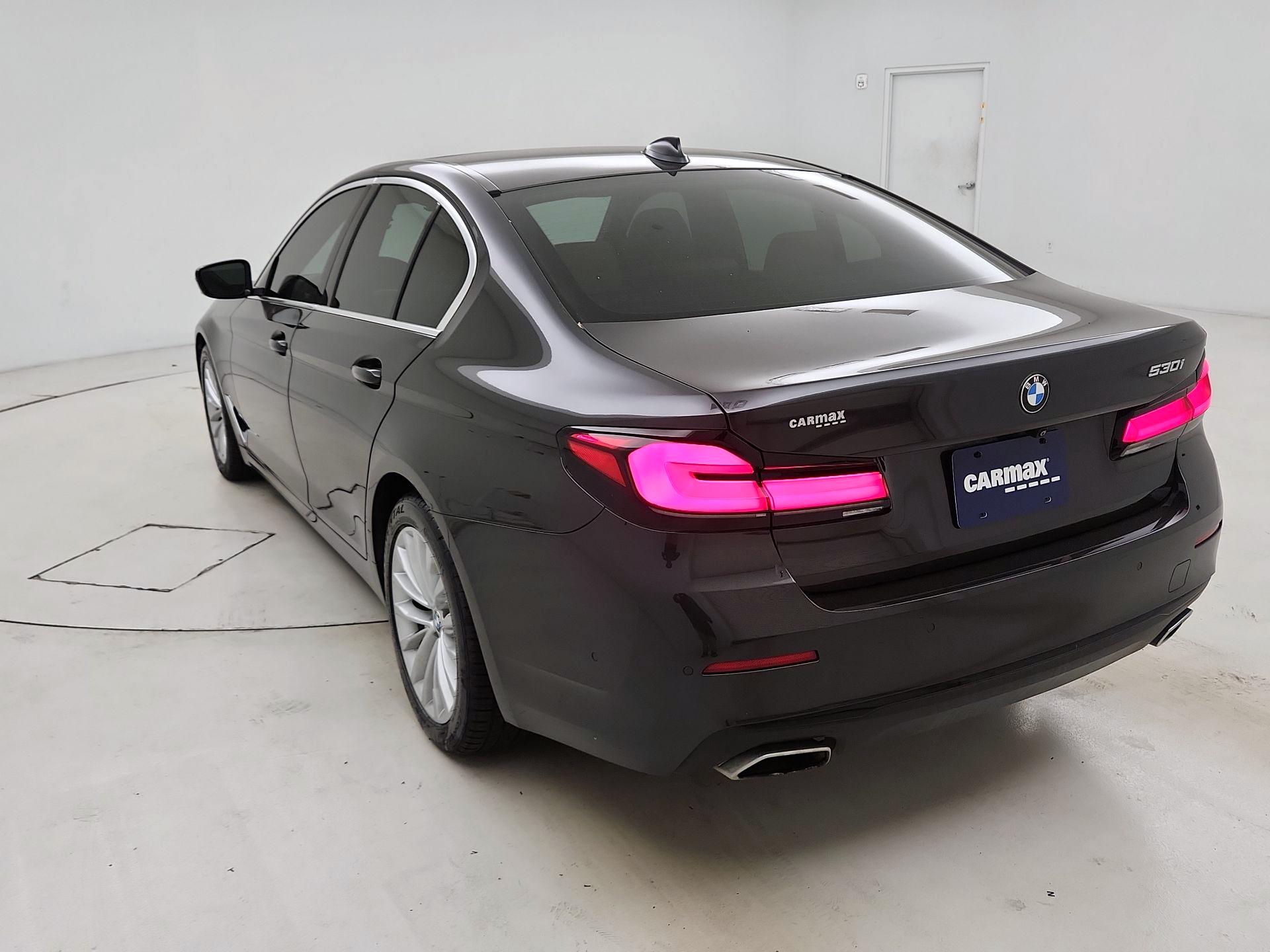 Thumbnail: 2021 BMW 5 Series - 7