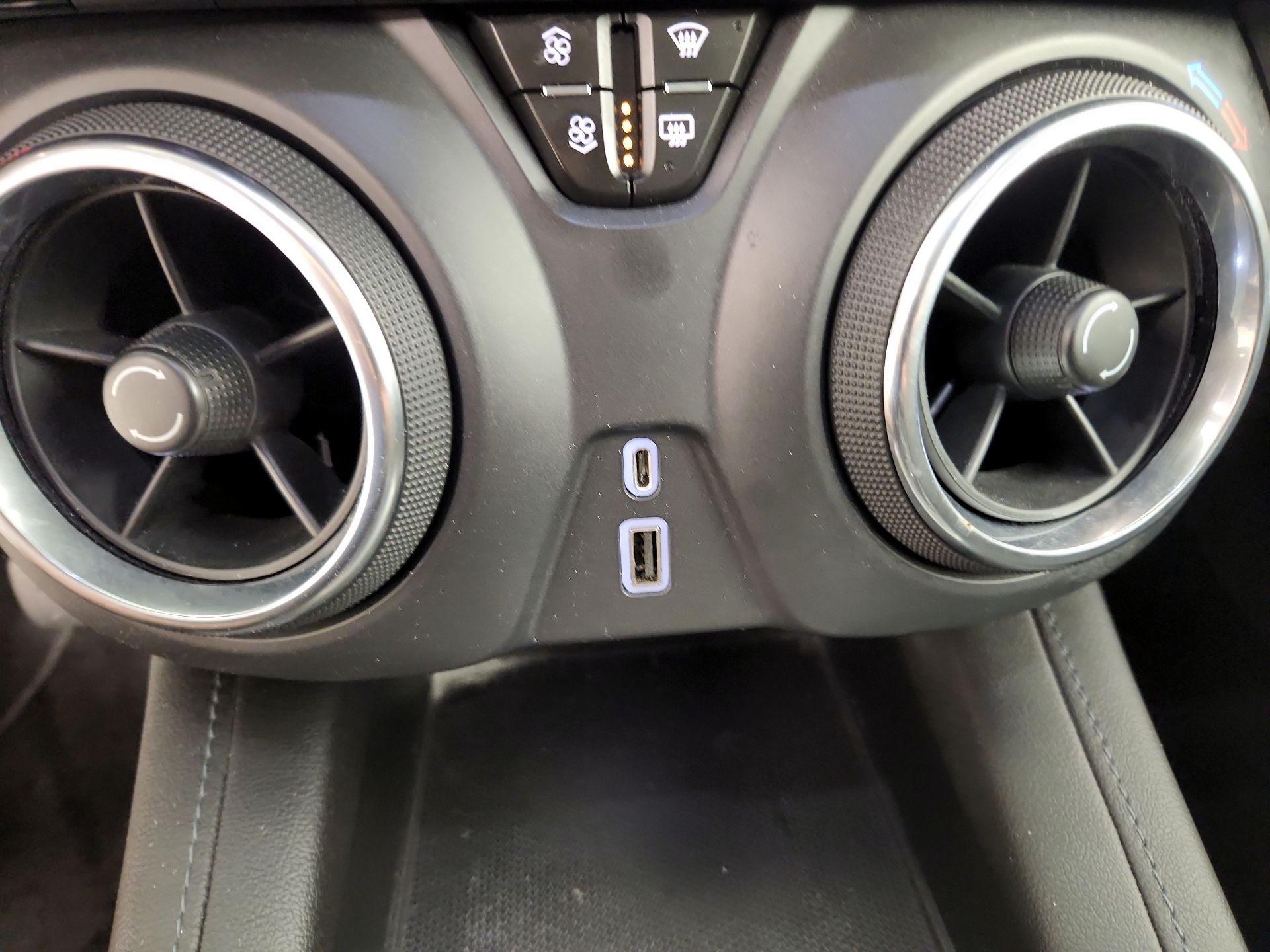 Thumbnail: 2020 Chevrolet Blazer - 18