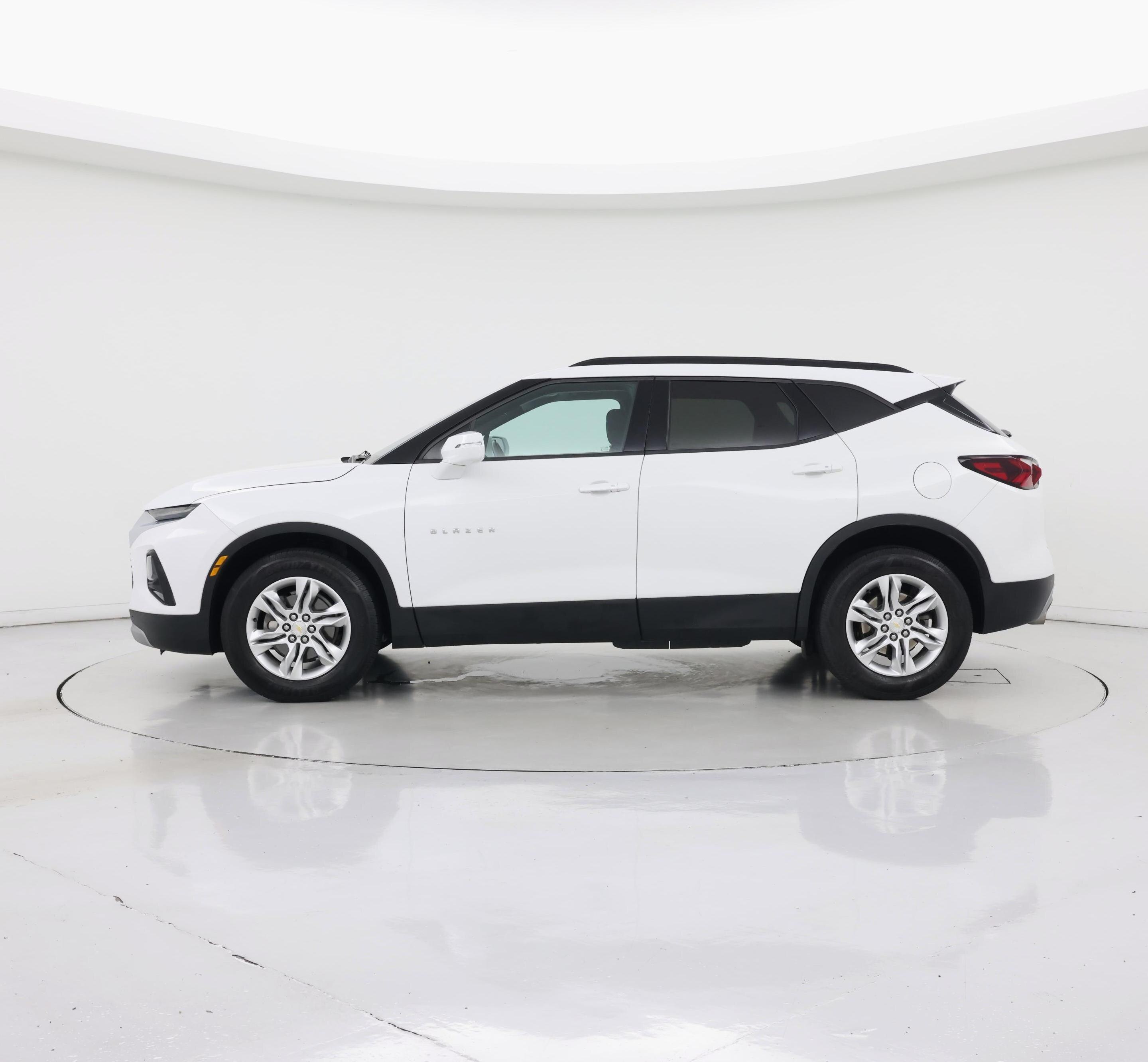 Thumbnail: 2020 Chevrolet Blazer - 3