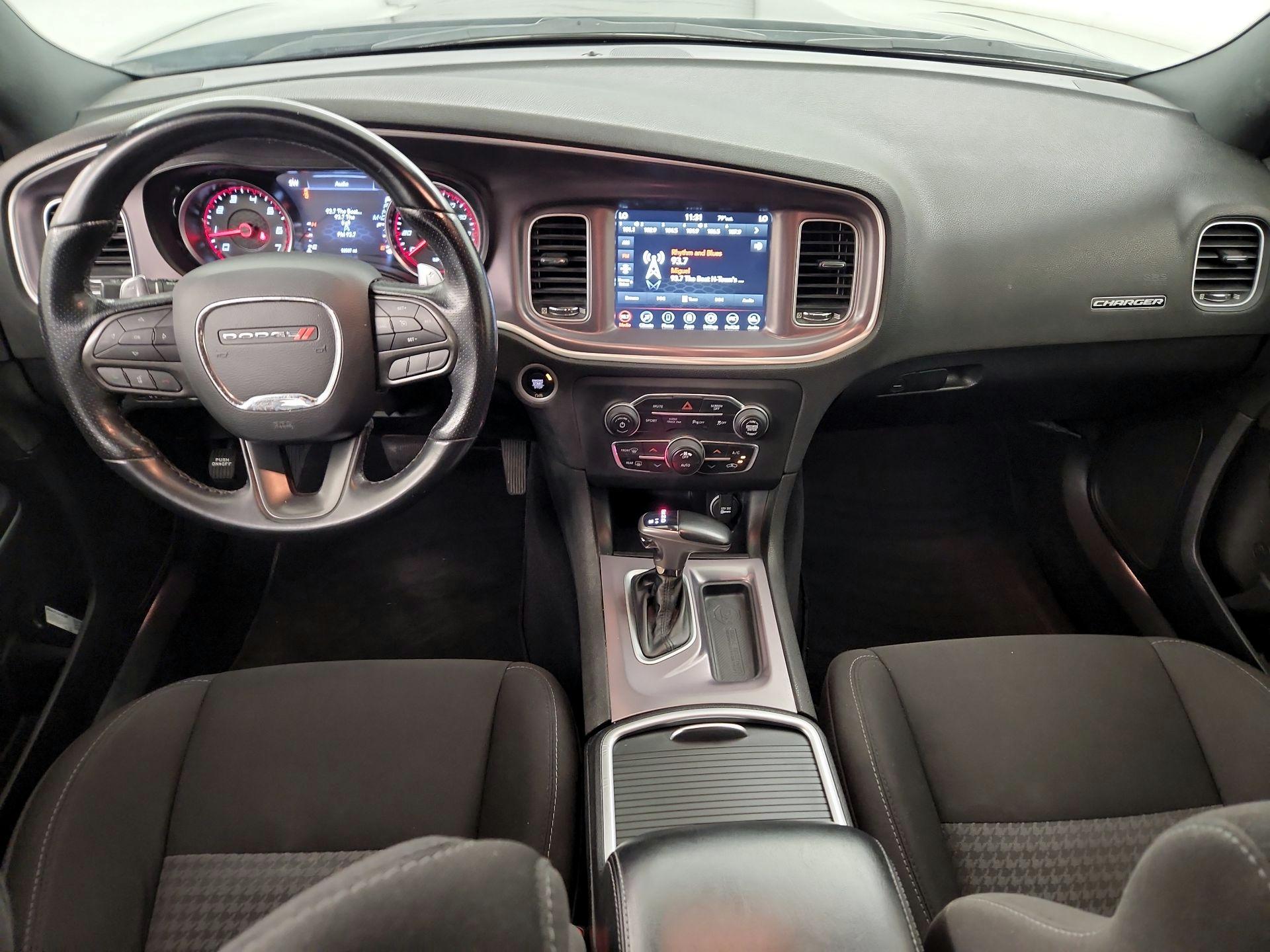 Thumbnail: 2021 Dodge Charger - 9