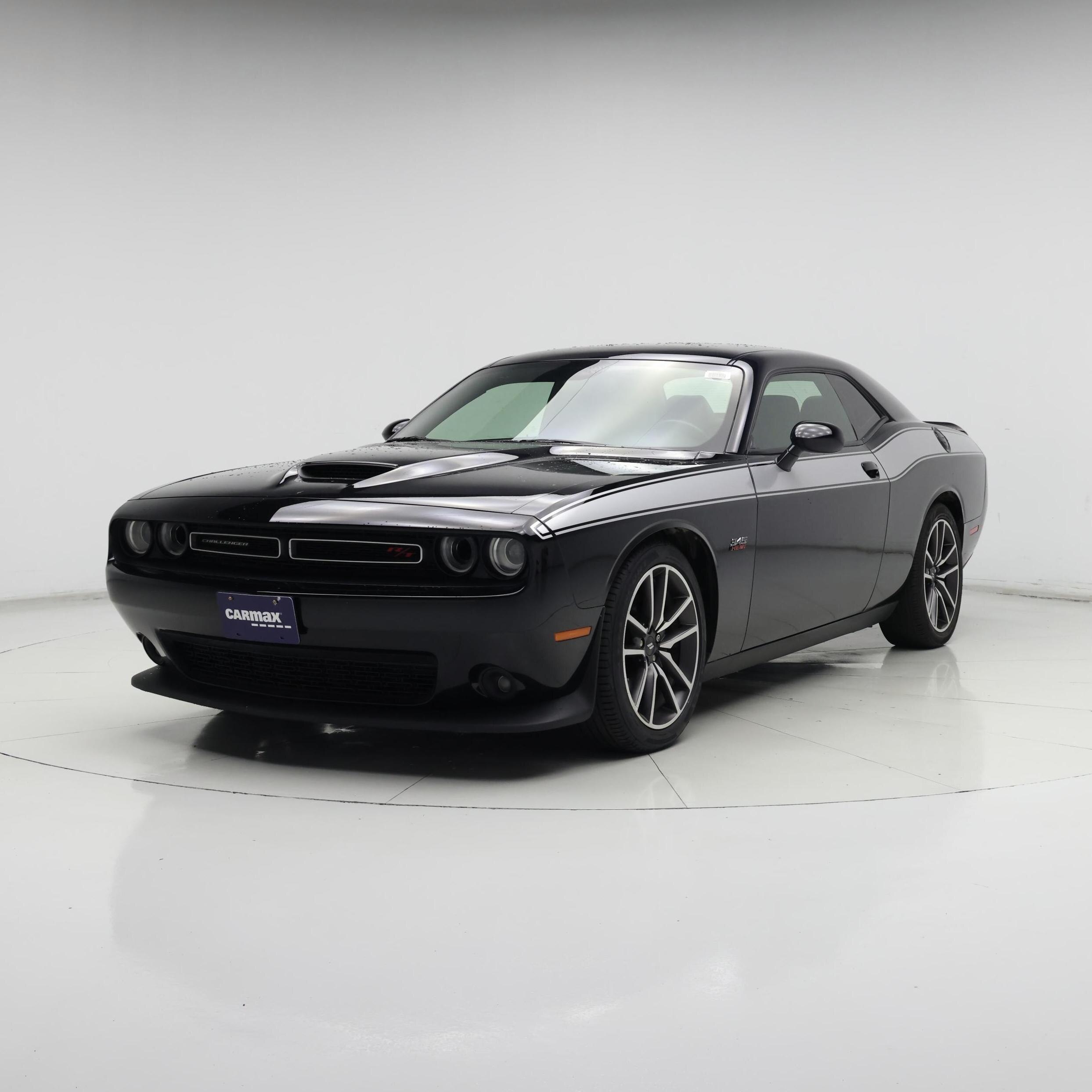 Thumbnail: 2023 Dodge Challenger - 4