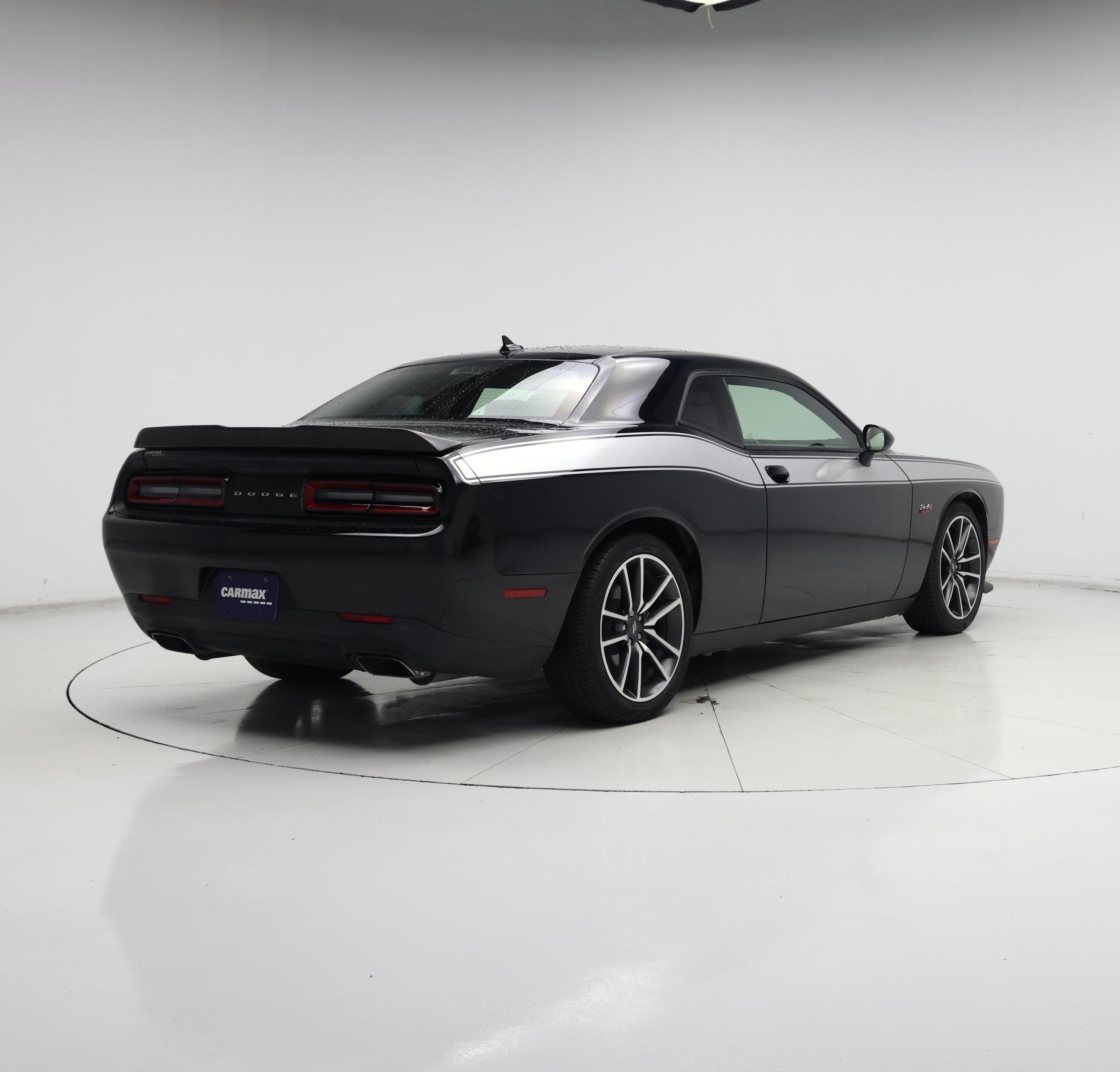 Thumbnail: 2023 Dodge Challenger - 8
