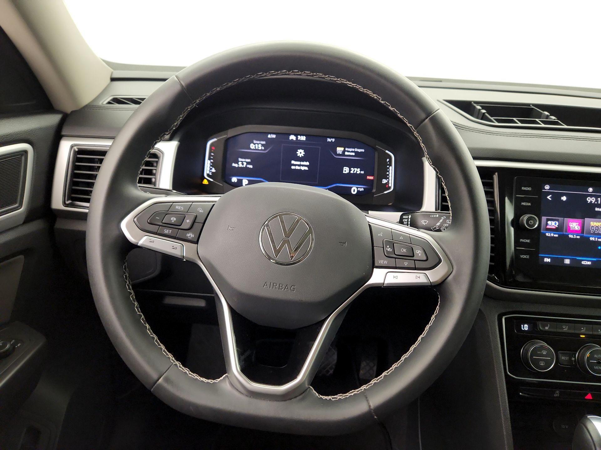 Thumbnail: 2023 Volkswagen Atlas - 10