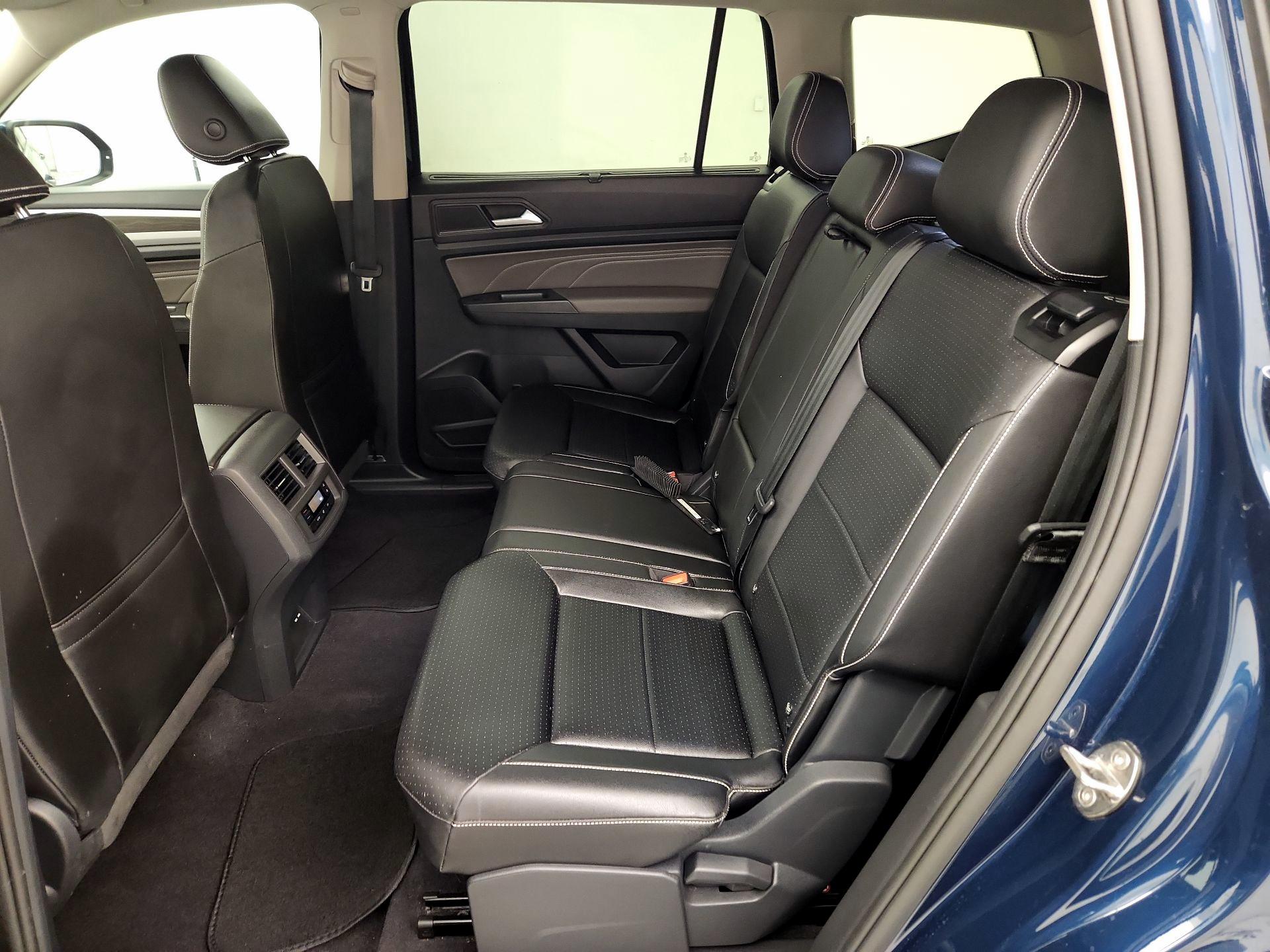 Thumbnail: 2023 Volkswagen Atlas - 19