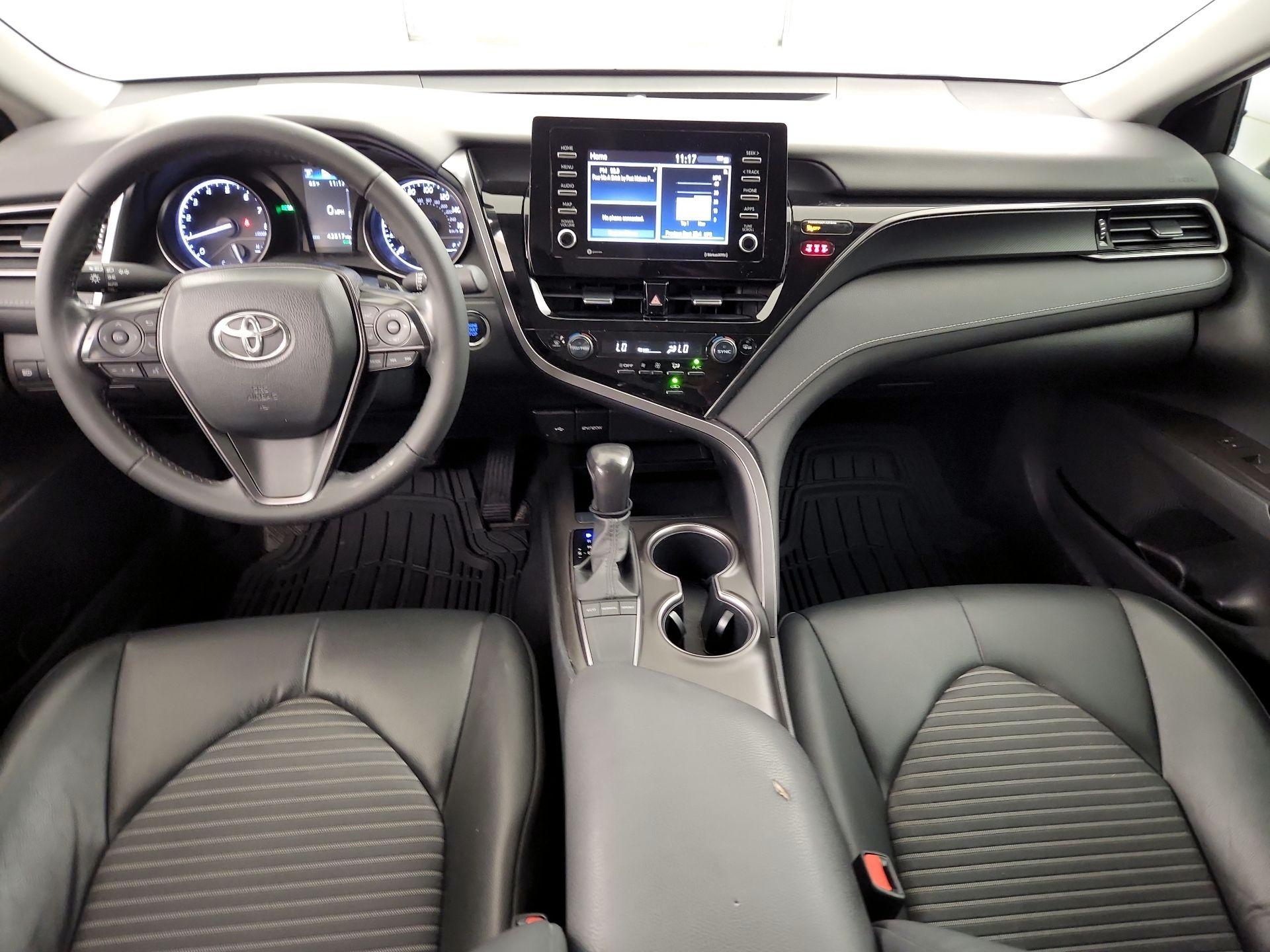 Thumbnail: 2023 Toyota Camry - 9