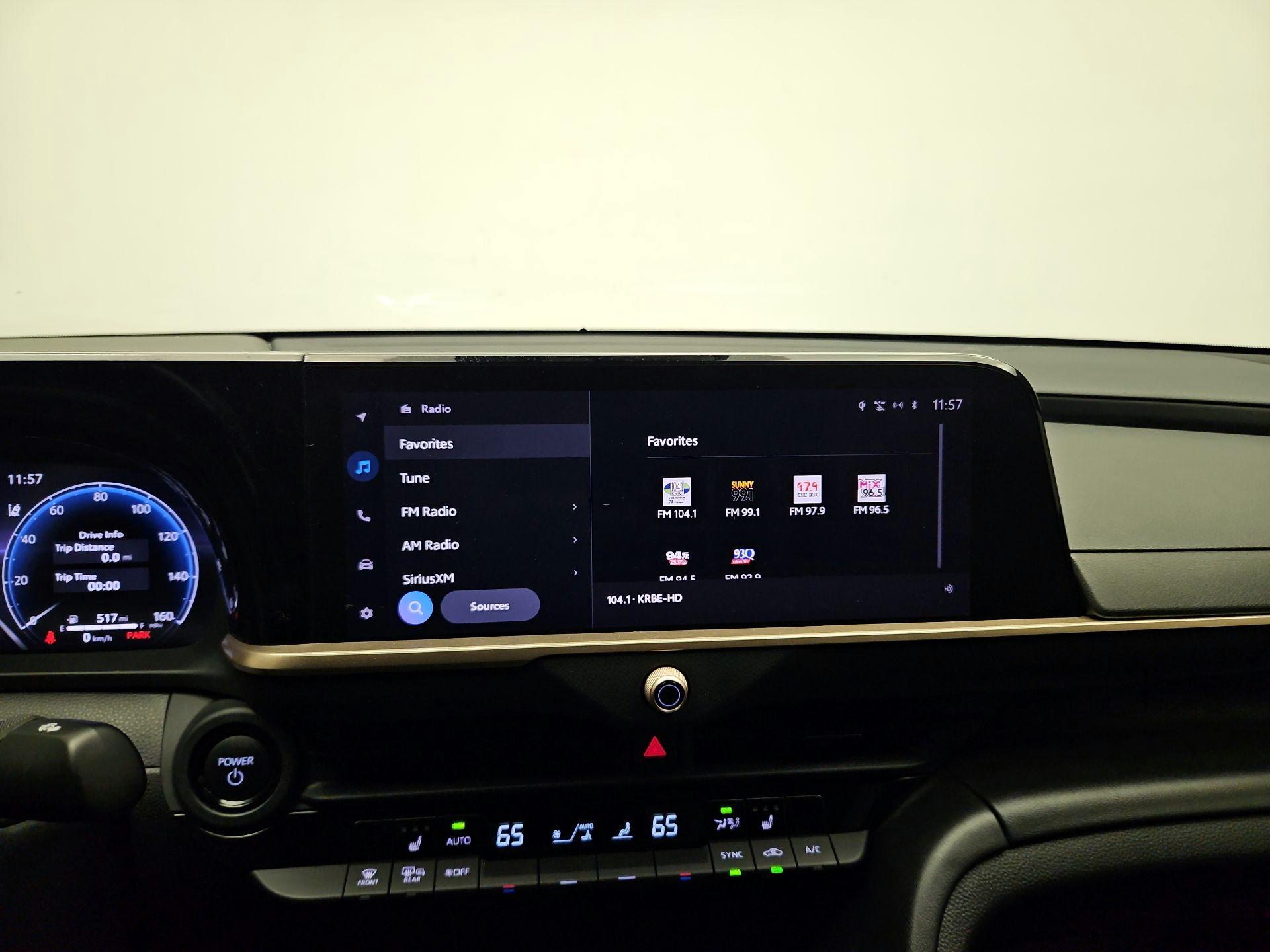 Thumbnail: 2023 Toyota Crown - 15