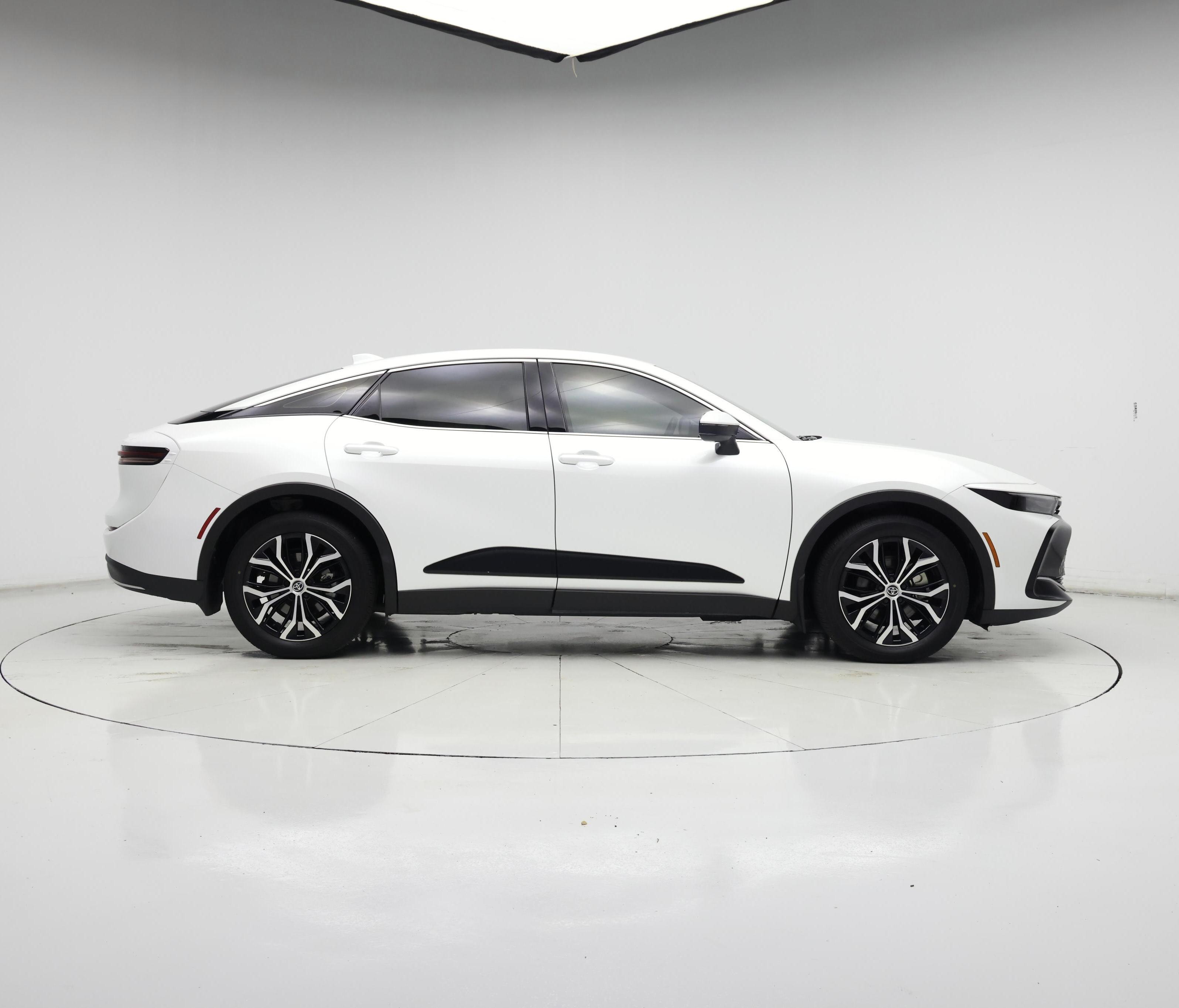 Thumbnail: 2023 Toyota Crown - 7