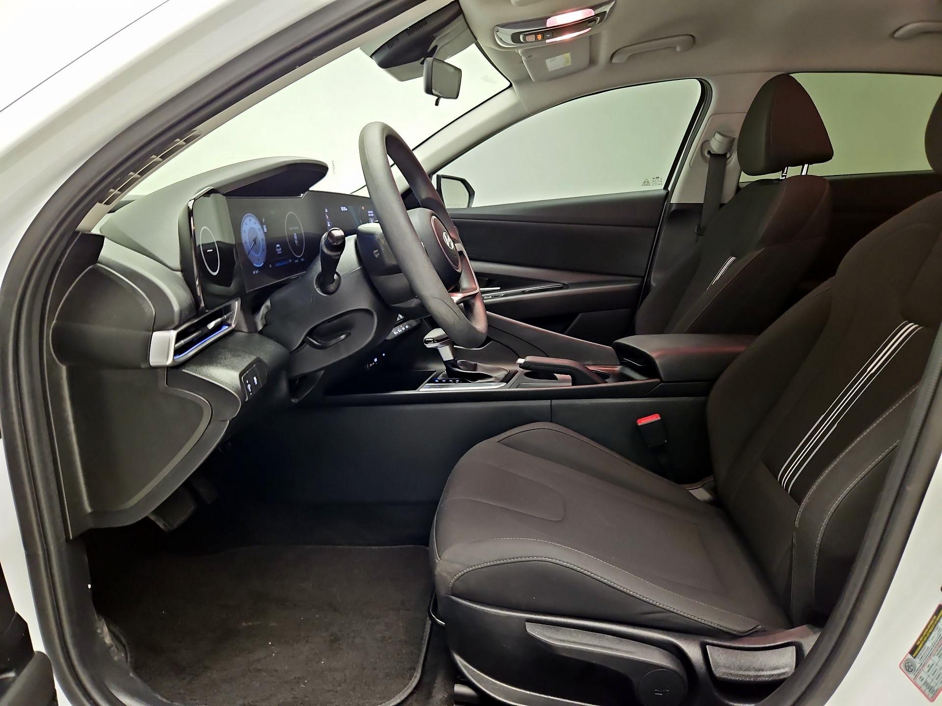 Thumbnail: 2024 Hyundai Elantra - 11