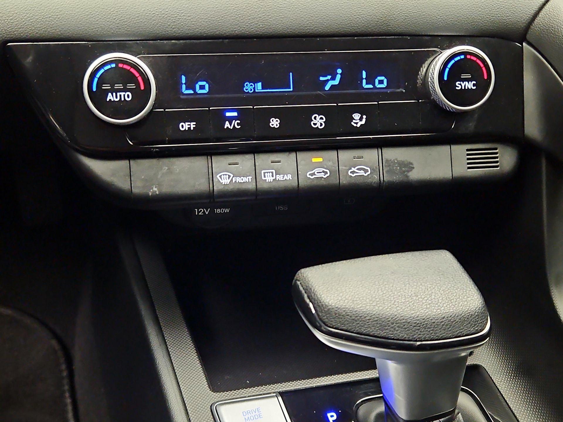 Thumbnail: 2024 Hyundai Elantra - 17