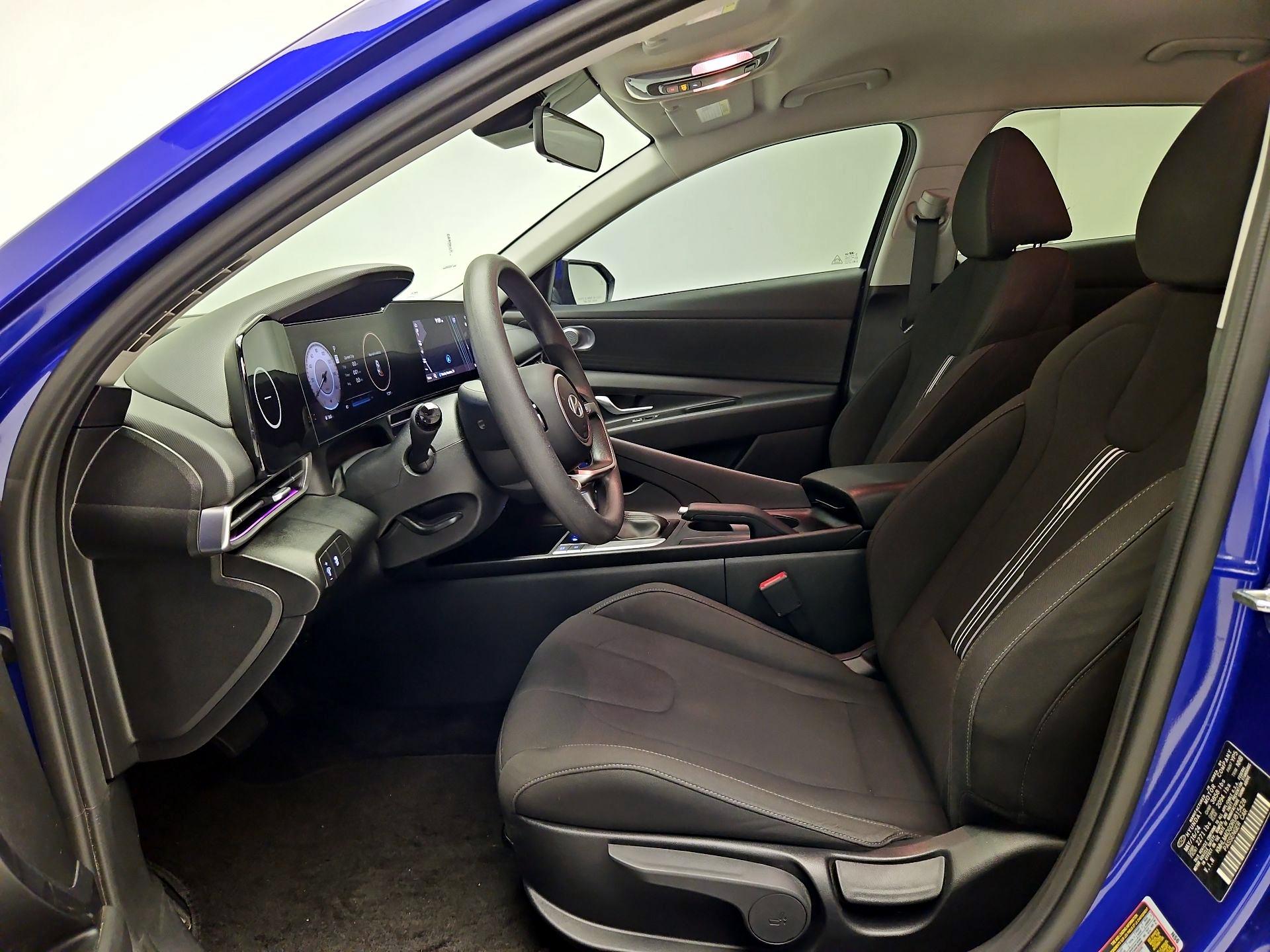 Thumbnail: 2024 Hyundai Elantra - 11
