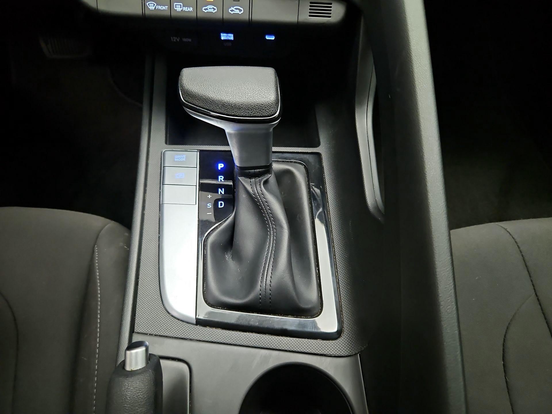 Thumbnail: 2024 Hyundai Elantra - 18