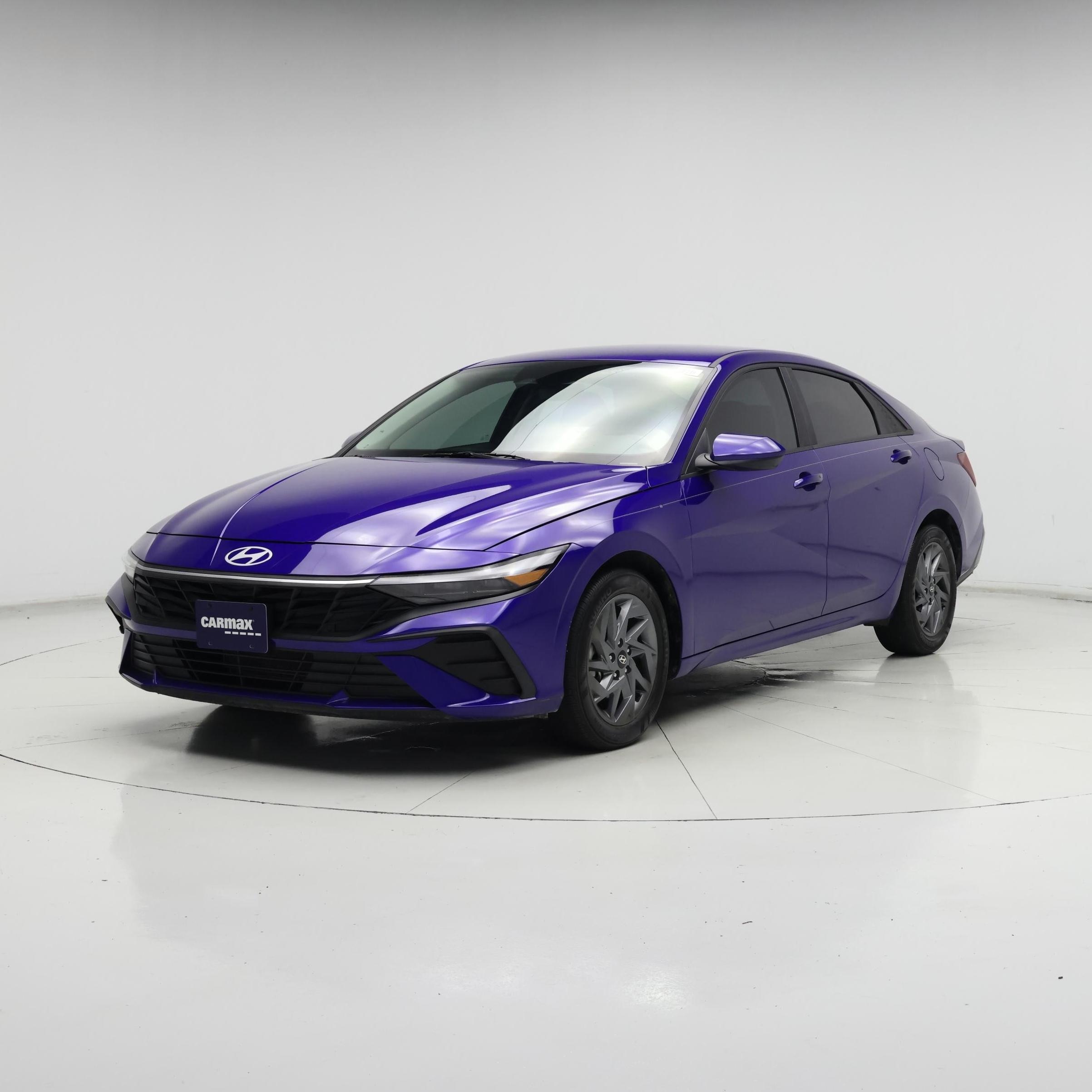 Thumbnail: 2024 Hyundai Elantra - 4