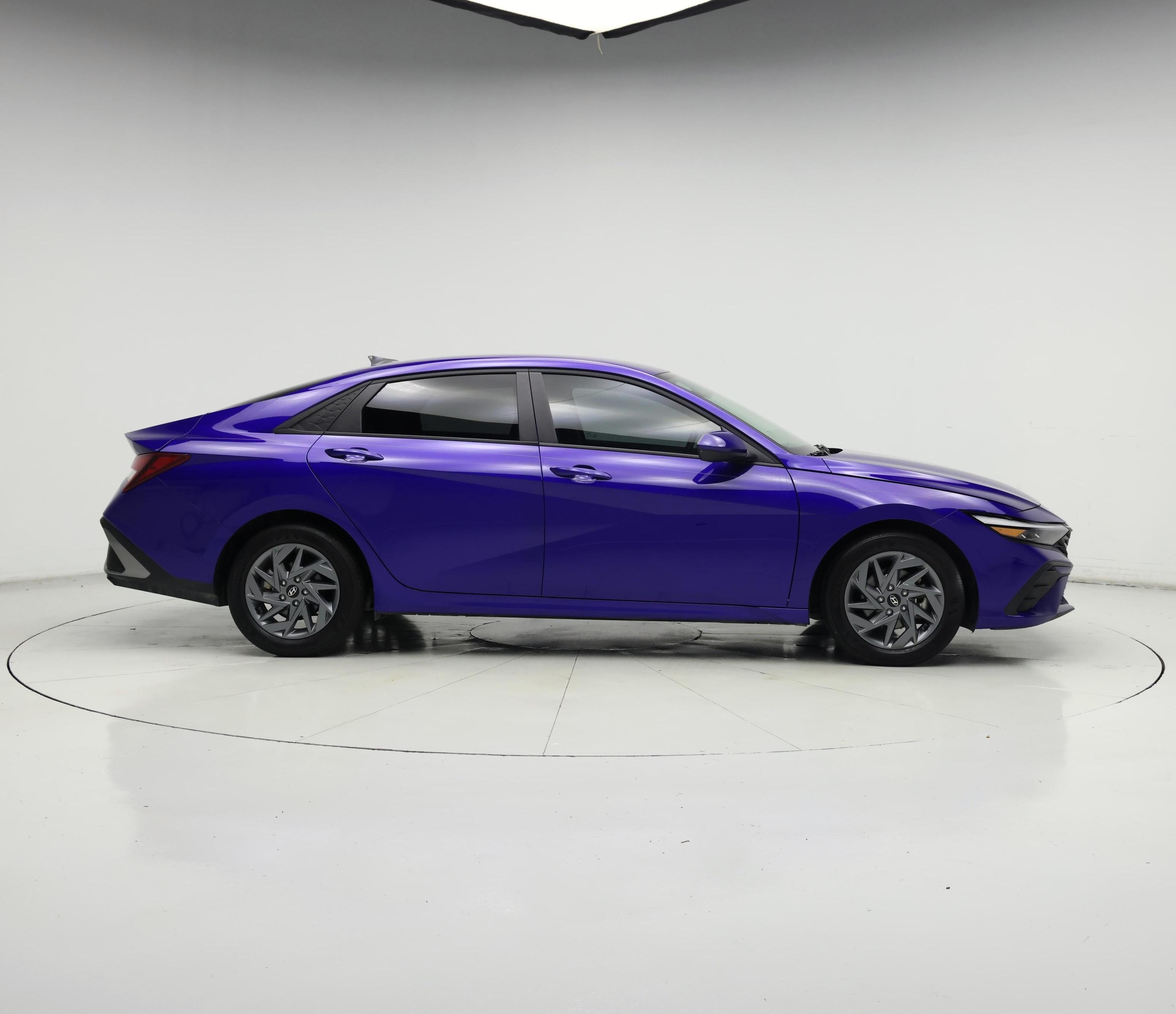 Thumbnail: 2024 Hyundai Elantra - 7