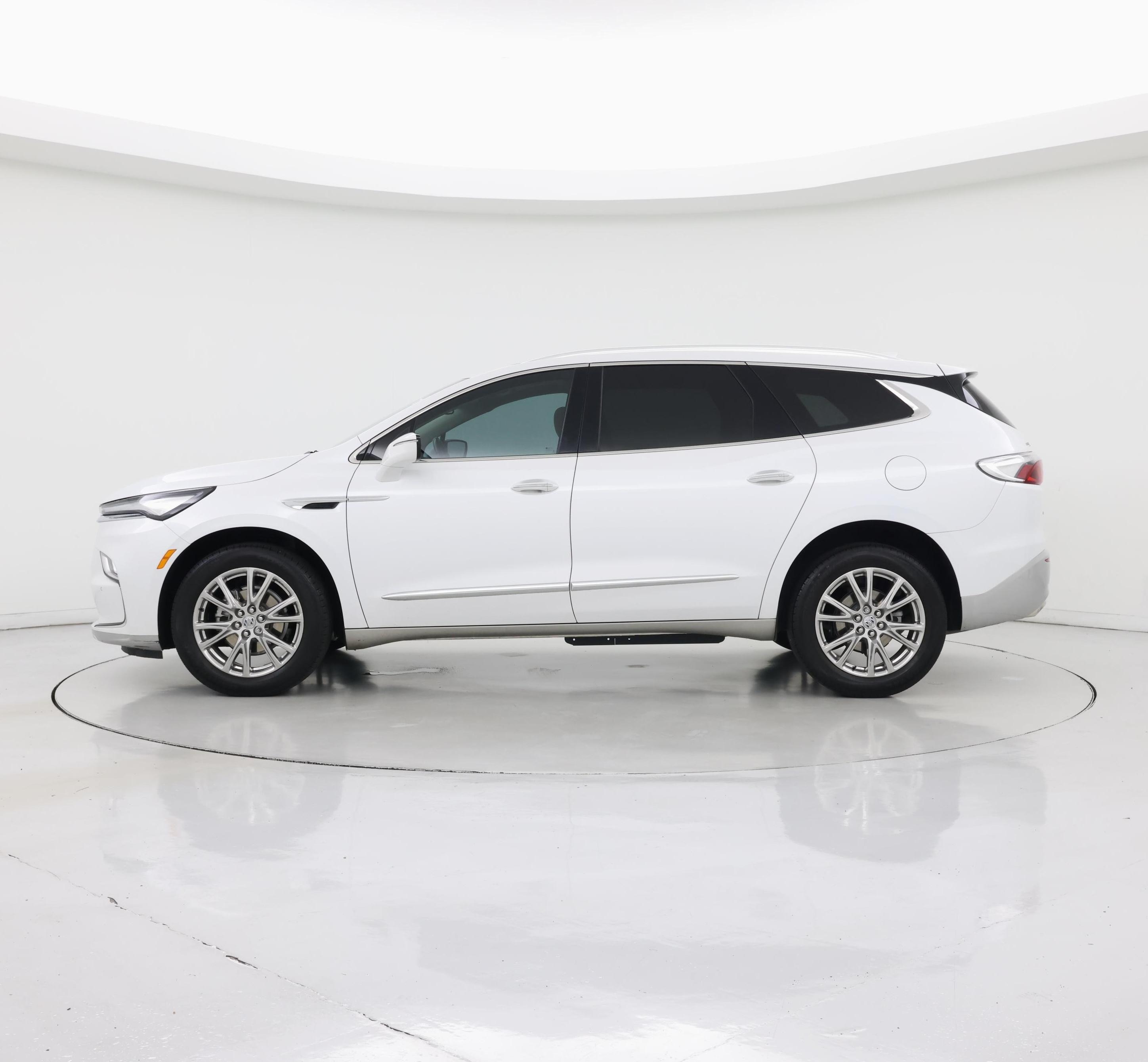 Thumbnail: 2023 Buick Enclave - 3