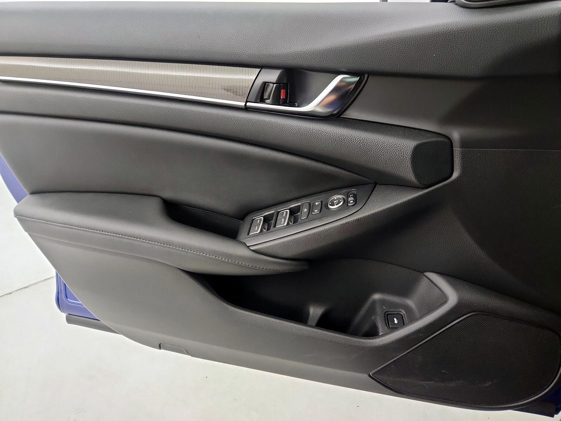 Thumbnail: 2022 Honda Accord - 12