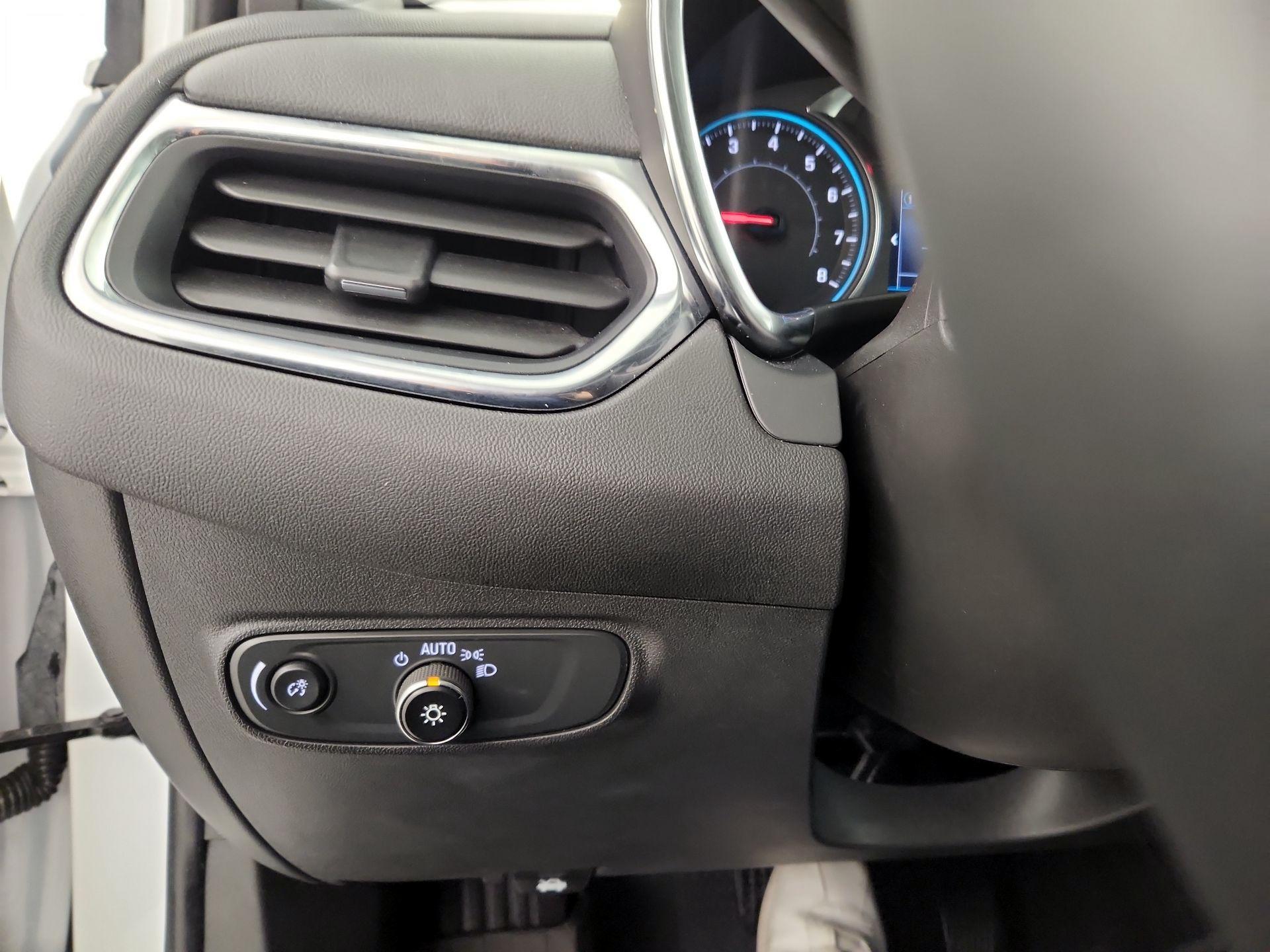 Thumbnail: 2023 Chevrolet Equinox - 13