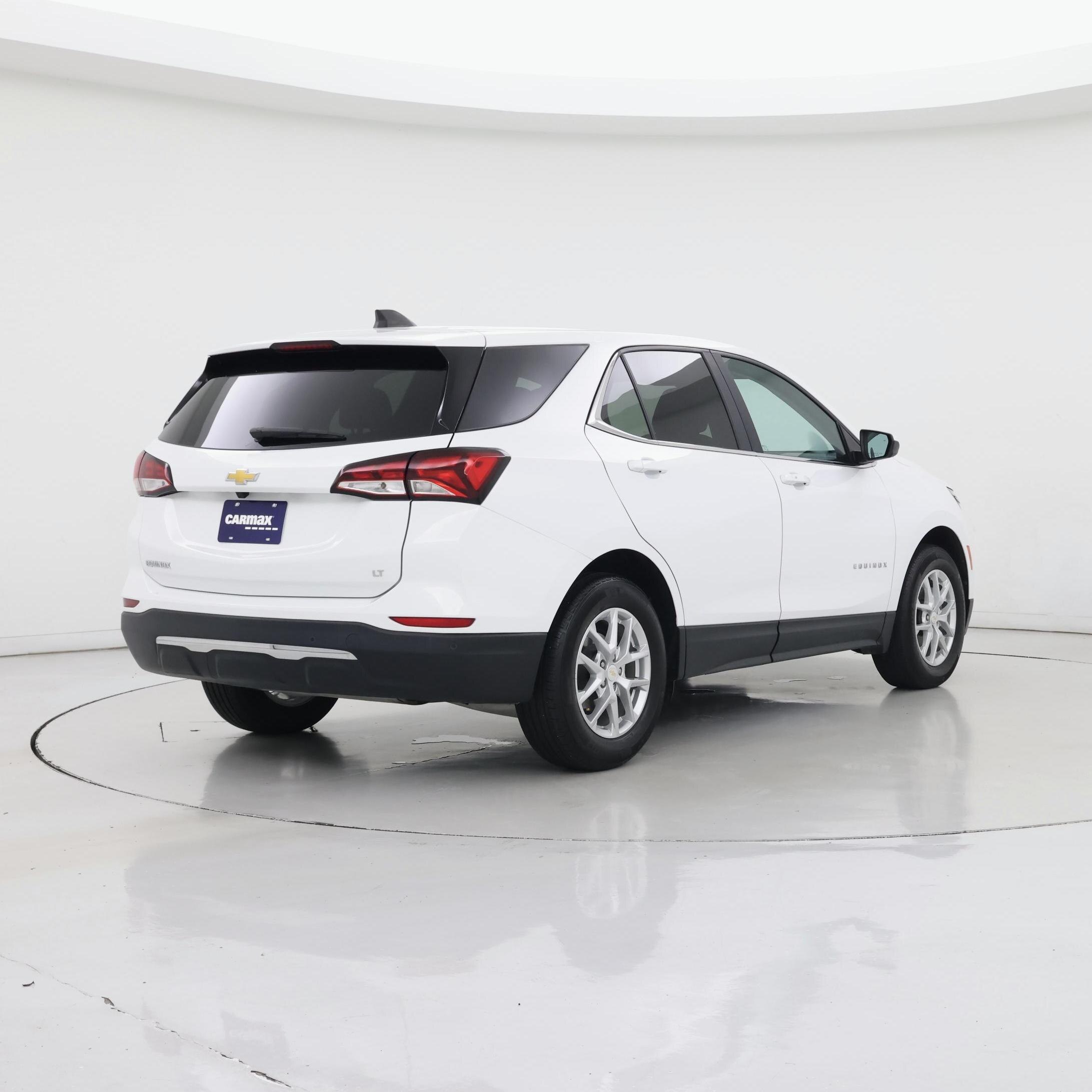 Thumbnail: 2023 Chevrolet Equinox - 8