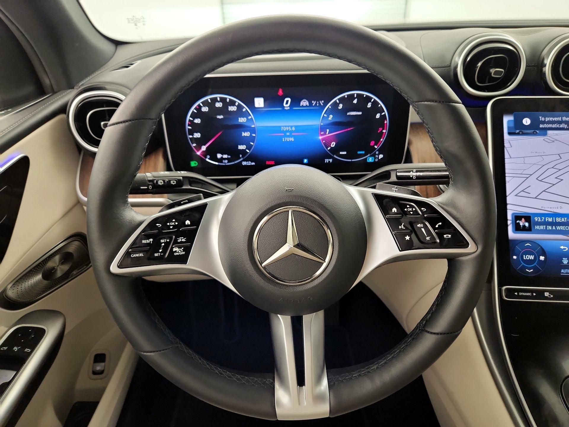 Thumbnail: 2024 Mercedes-Benz GLC - 10