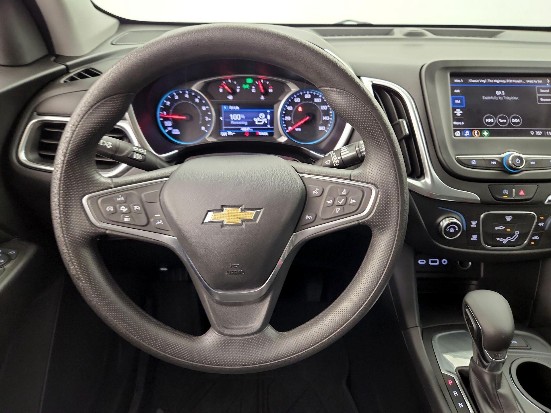 Thumbnail: 2022 Chevrolet Equinox - 10
