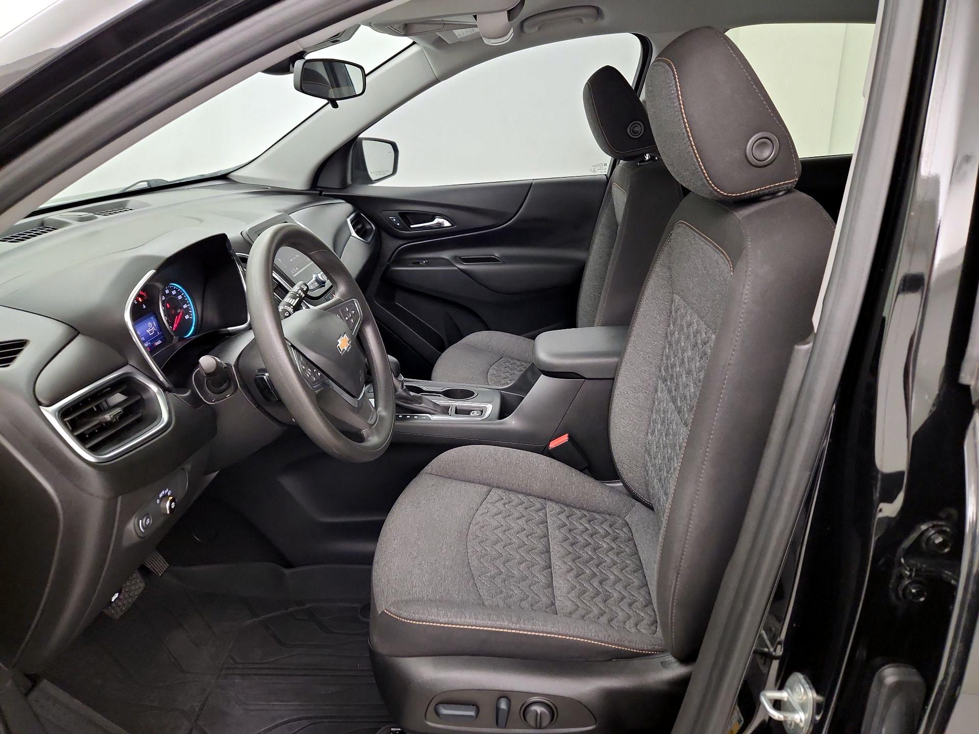 Thumbnail: 2022 Chevrolet Equinox - 11