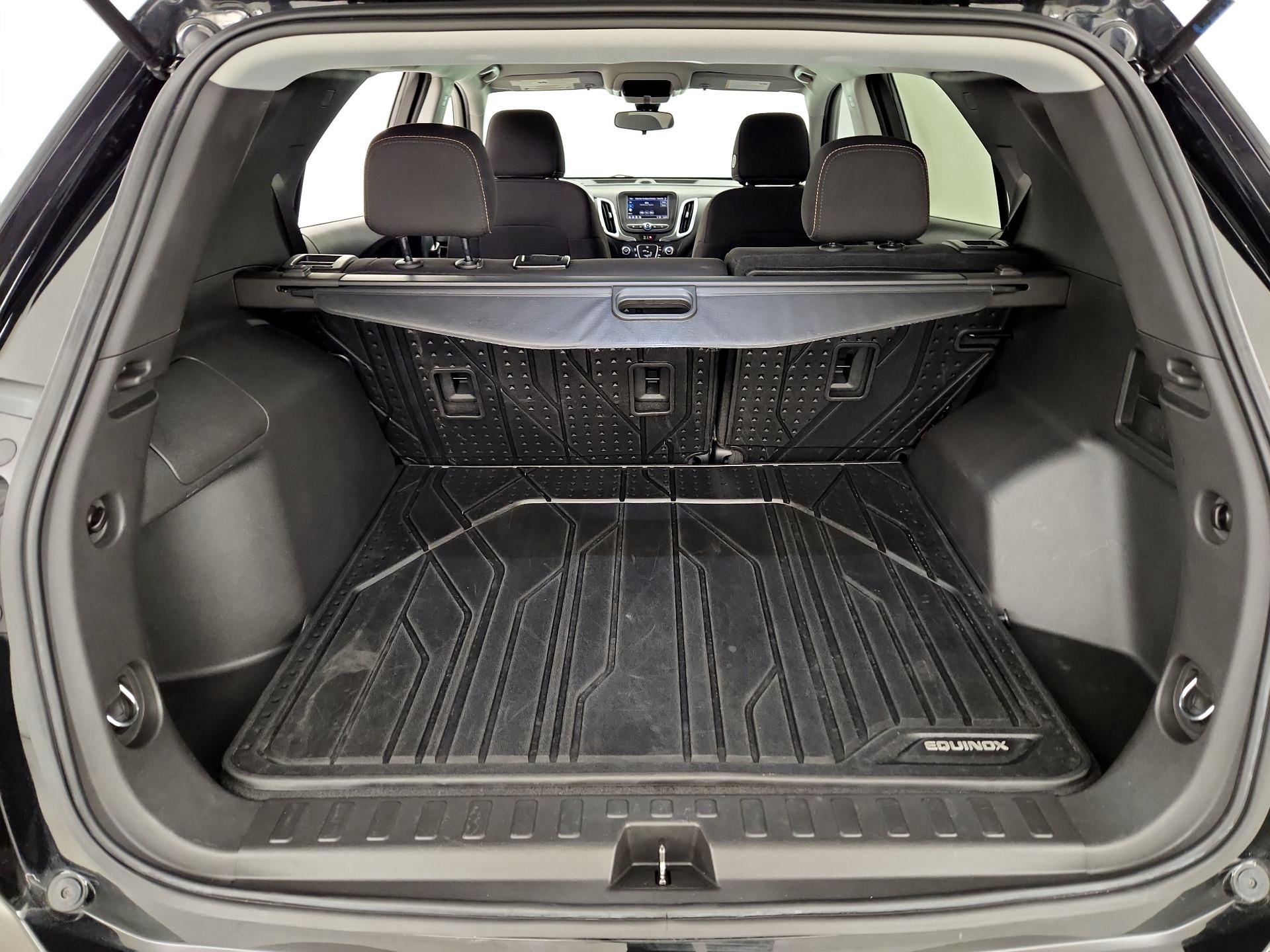 Thumbnail: 2022 Chevrolet Equinox - 20