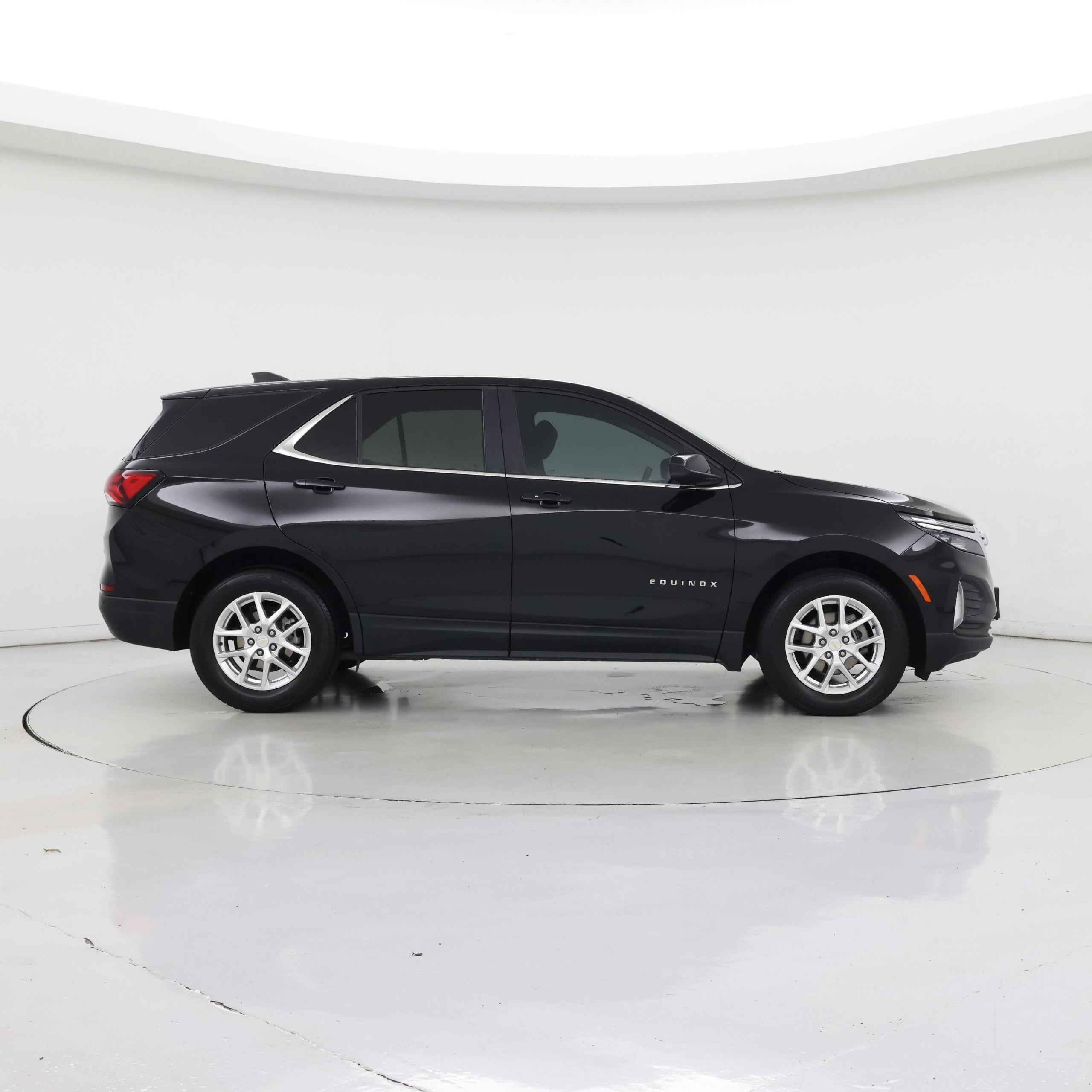 Thumbnail: 2022 Chevrolet Equinox - 7