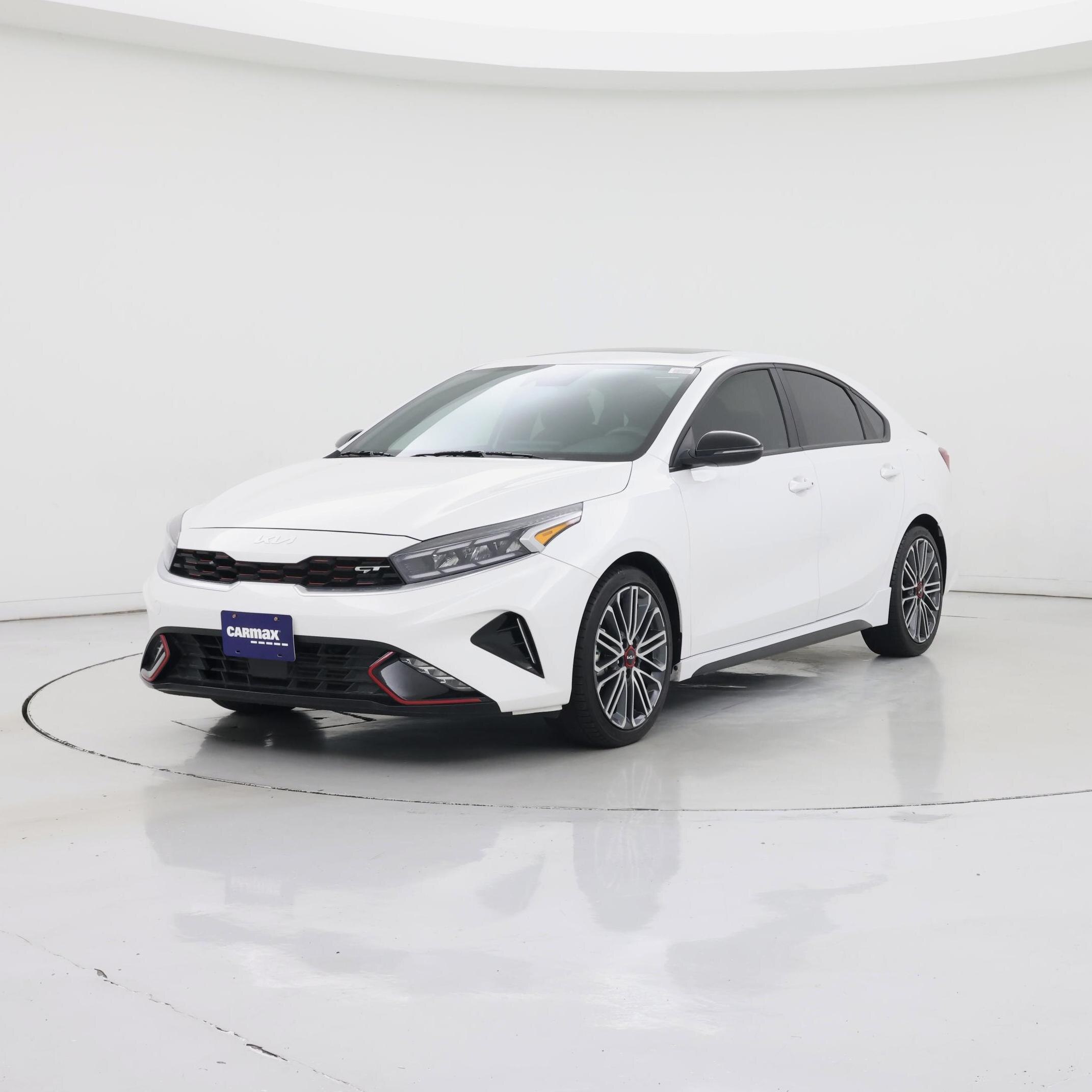 Thumbnail: 2023 Kia Forte - 4
