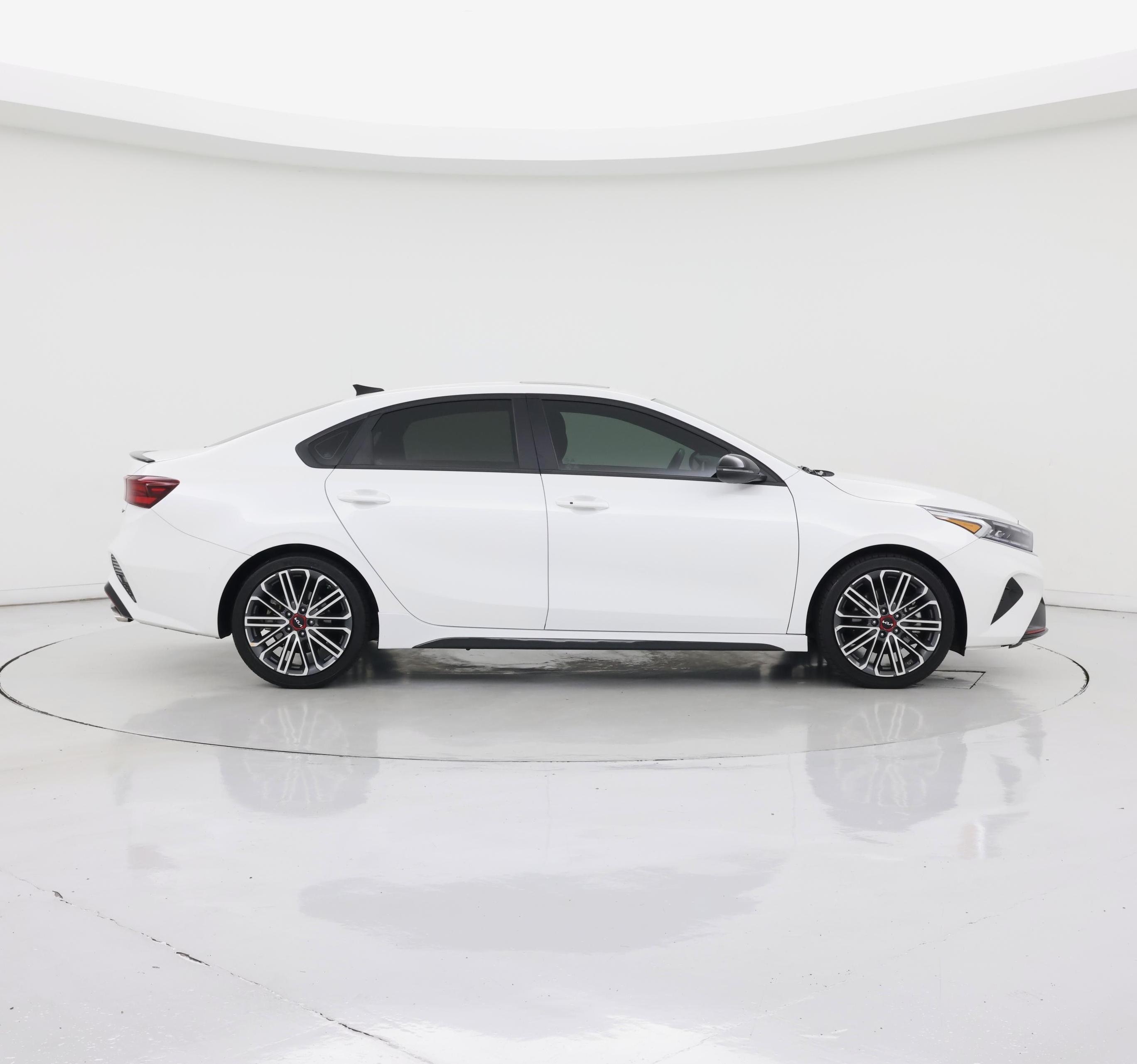 Thumbnail: 2023 Kia Forte - 7