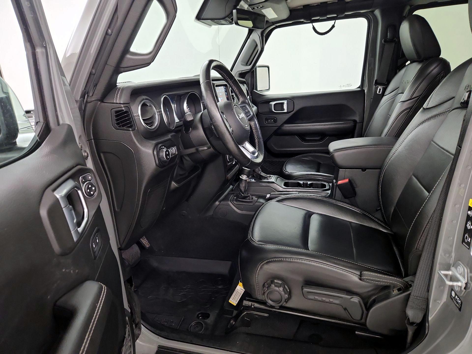 Thumbnail: 2021 Jeep Gladiator - 11