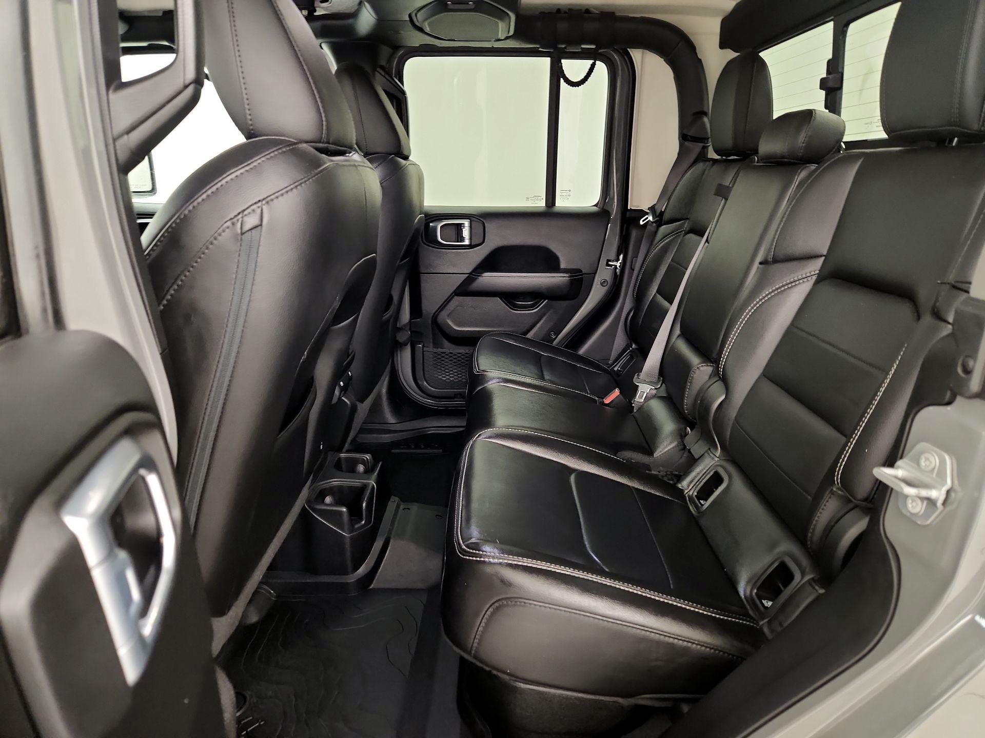 Thumbnail: 2021 Jeep Gladiator - 20